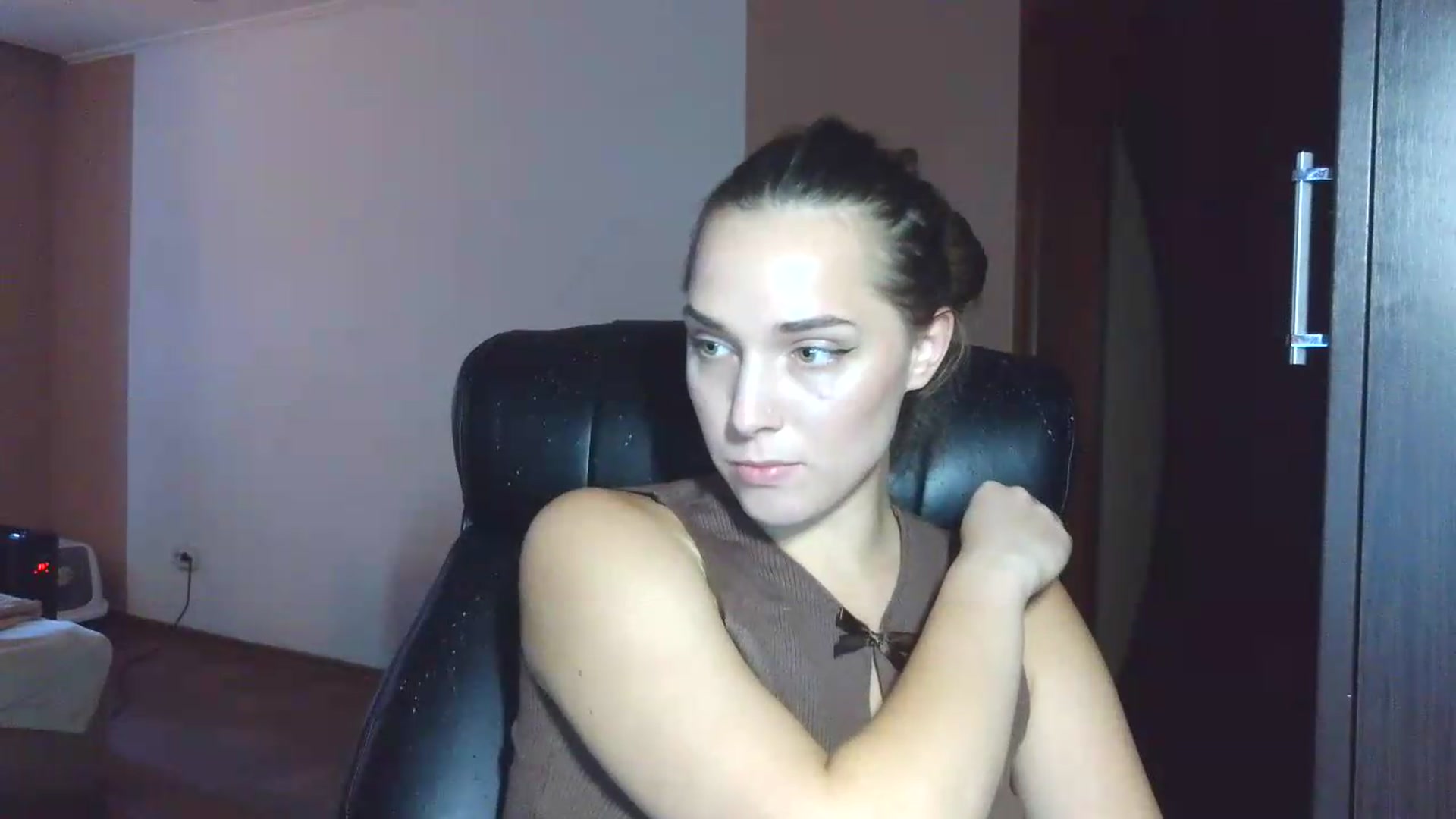 Gallery image thumbnail from NayaFrost's myfreecams stream on, 09/25/2026, 15:46 image 3 of 20