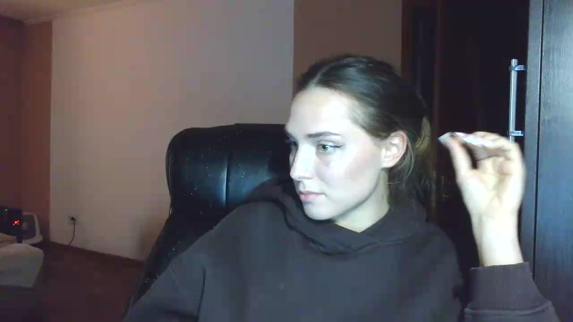 Gallery image thumbnail from NayaFrost's myfreecams stream on, 09/25/2026, 15:46 image 12 of 20