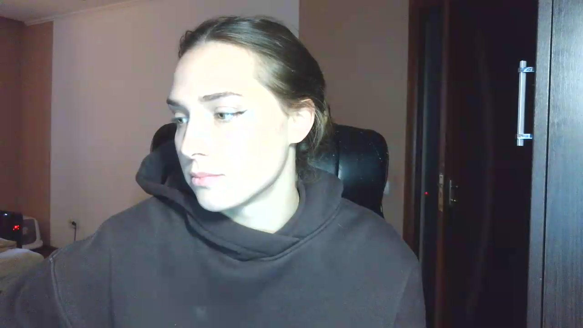 Gallery image thumbnail from NayaFrost's myfreecams stream on, 09/25/2026, 15:46 image 6 of 20