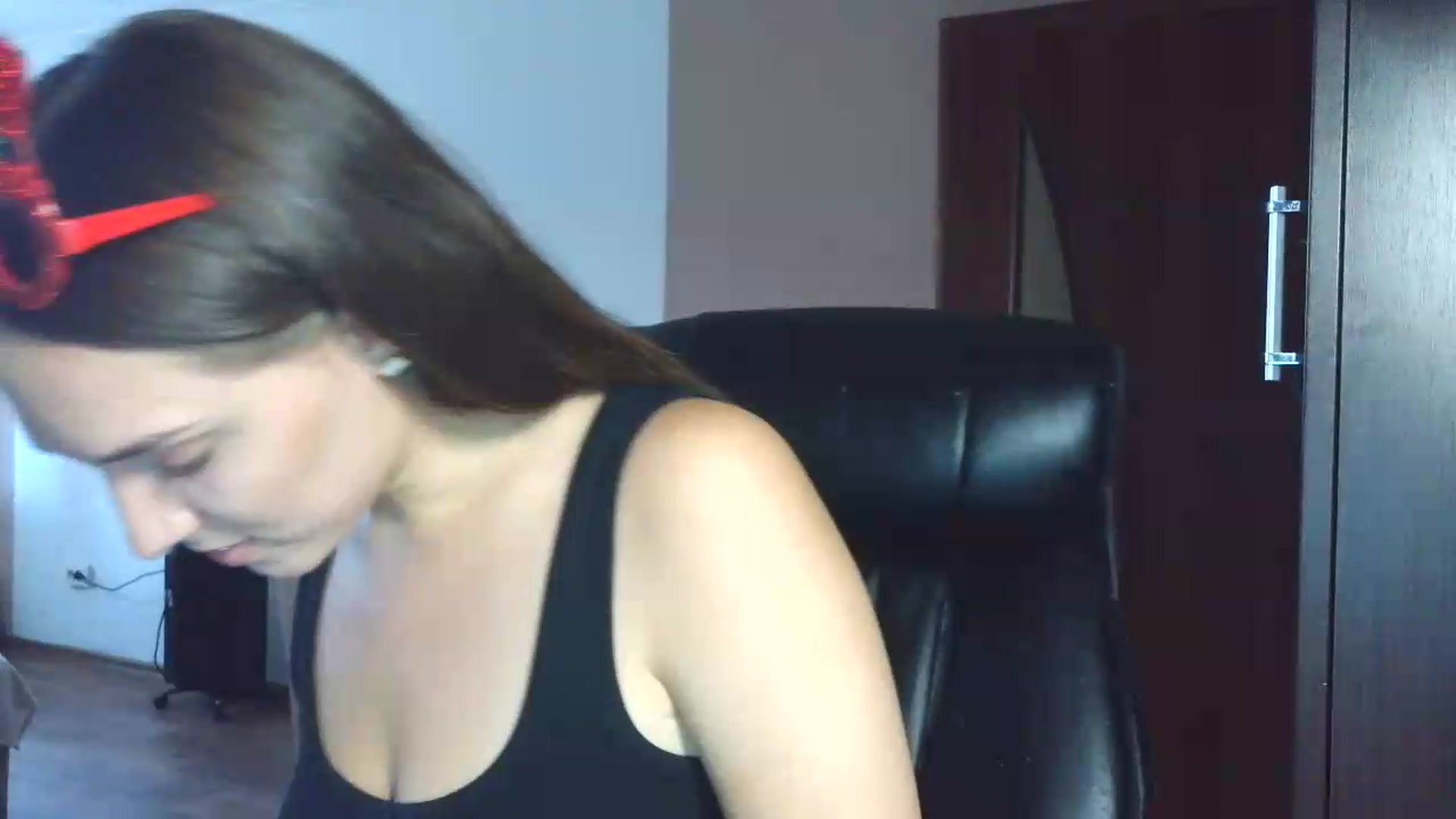 Gallery image thumbnail from NayaFrost's myfreecams stream on, 09/26/2026, 13:36 image 13 of 20