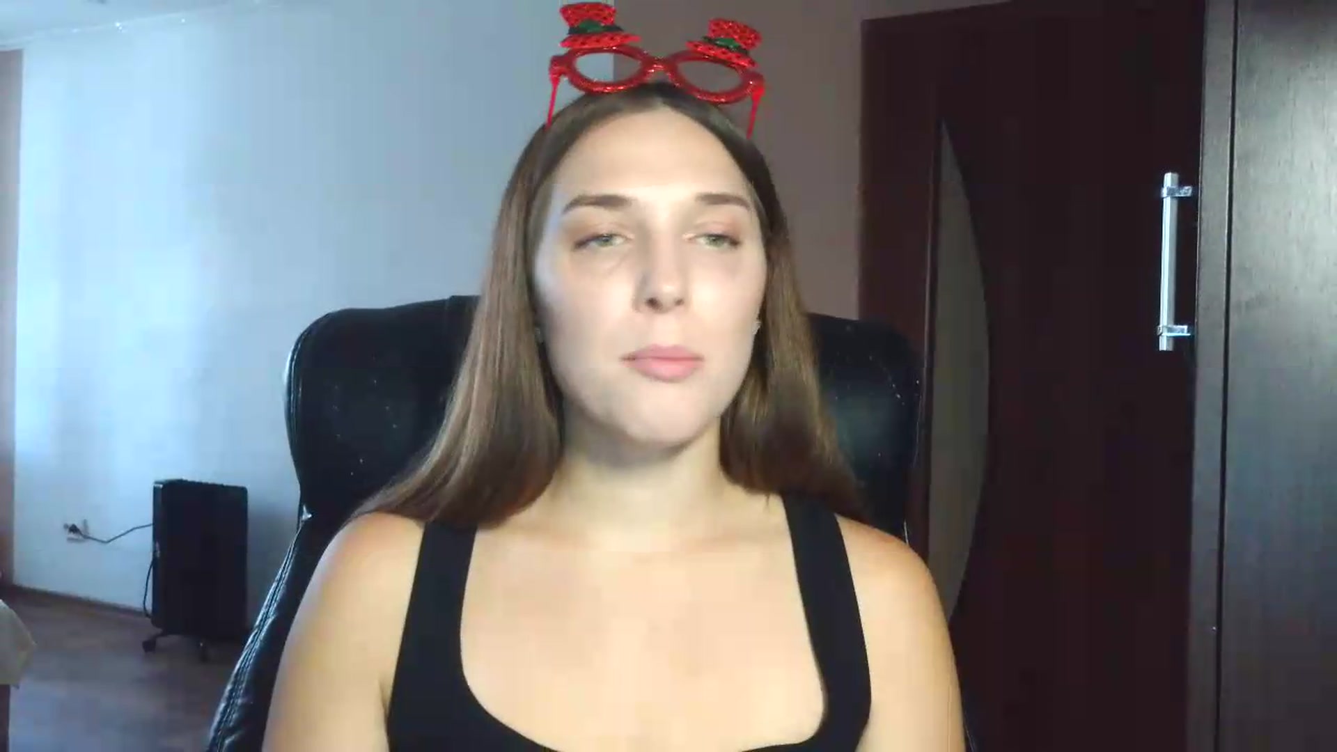 Gallery image thumbnail from NayaFrost's myfreecams stream on, 09/26/2026, 13:36 image 15 of 20