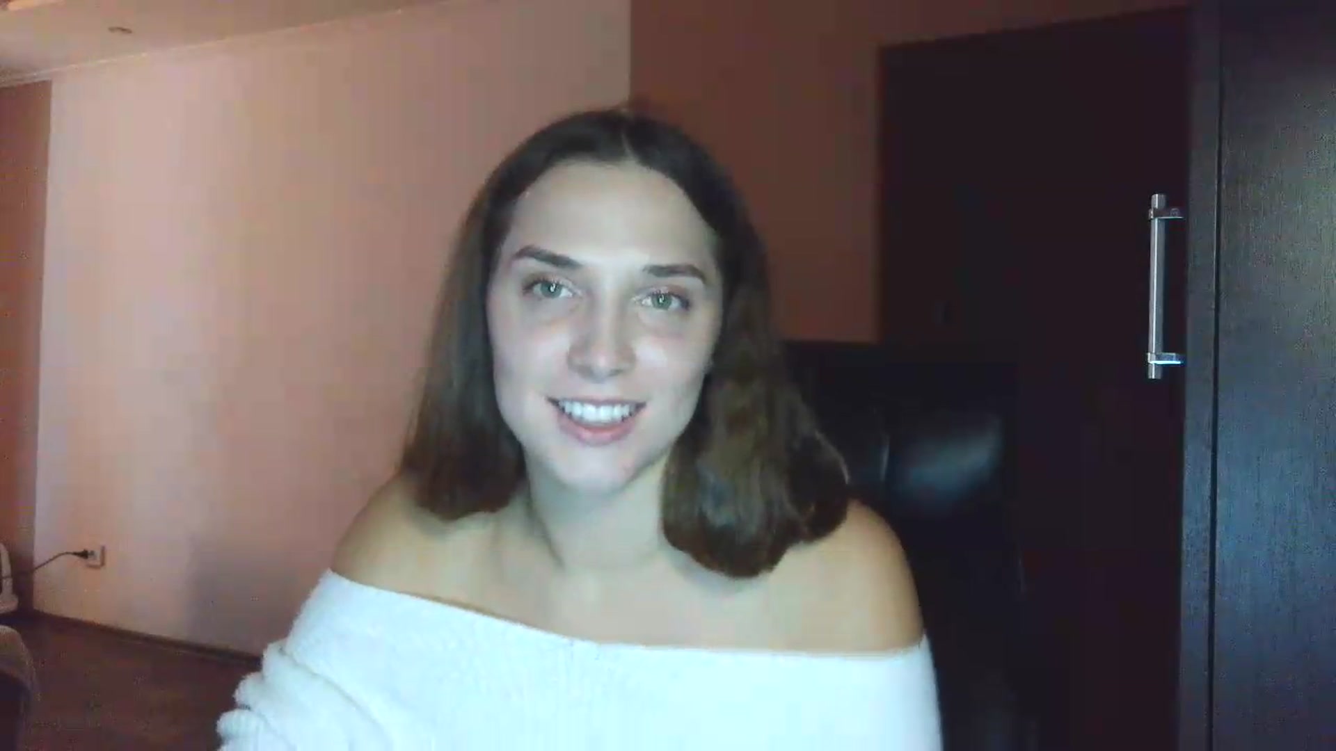Gallery image thumbnail from NayaFrost's myfreecams stream on, 09/27/2026, 14:58 image 6 of 20