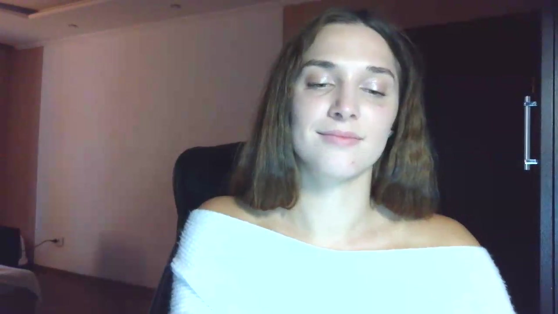 Gallery image thumbnail from NayaFrost's myfreecams stream on, 09/27/2026, 14:58 image 12 of 20
