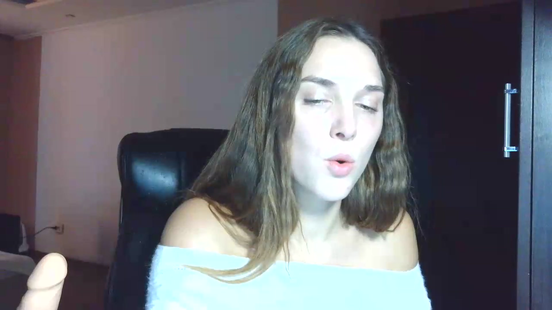 Gallery image thumbnail from NayaFrost's myfreecams stream on, 09/27/2026, 14:58 image 20 of 20