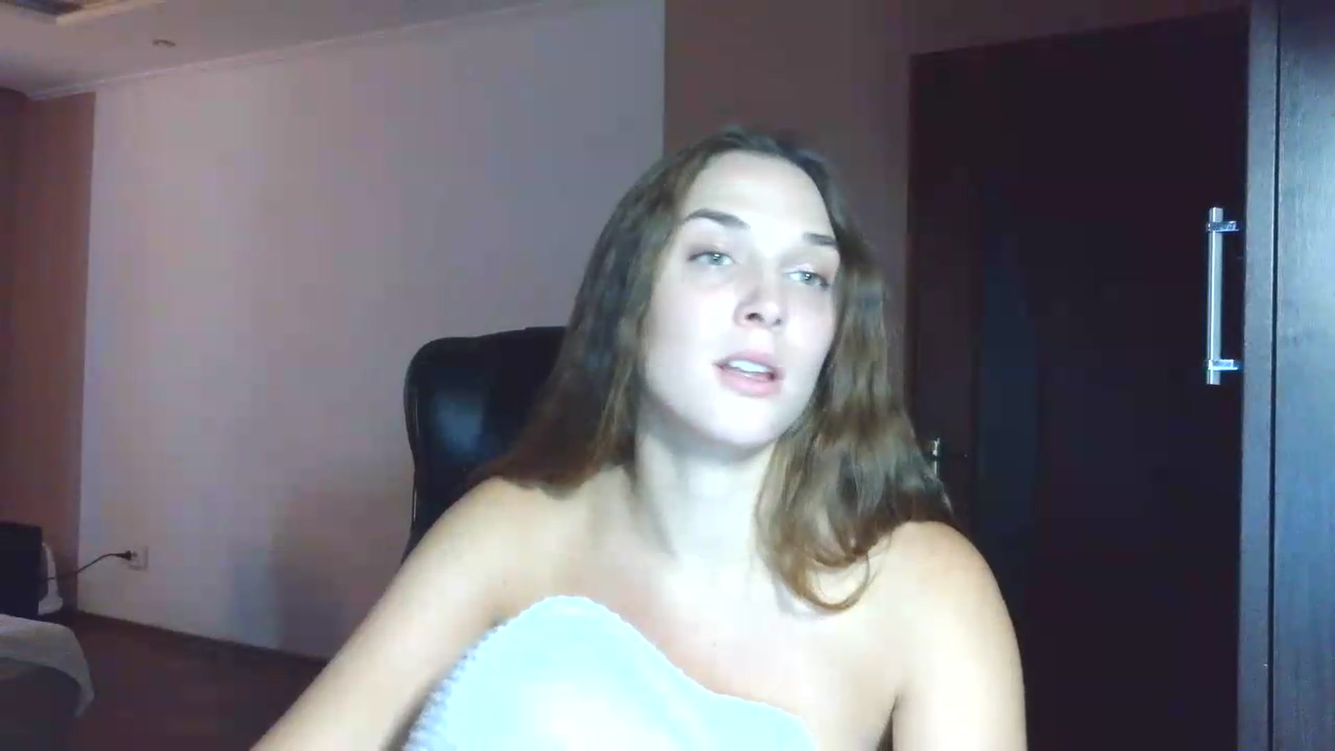Gallery image thumbnail from NayaFrost's myfreecams stream on, 09/27/2026, 14:58 image 17 of 20