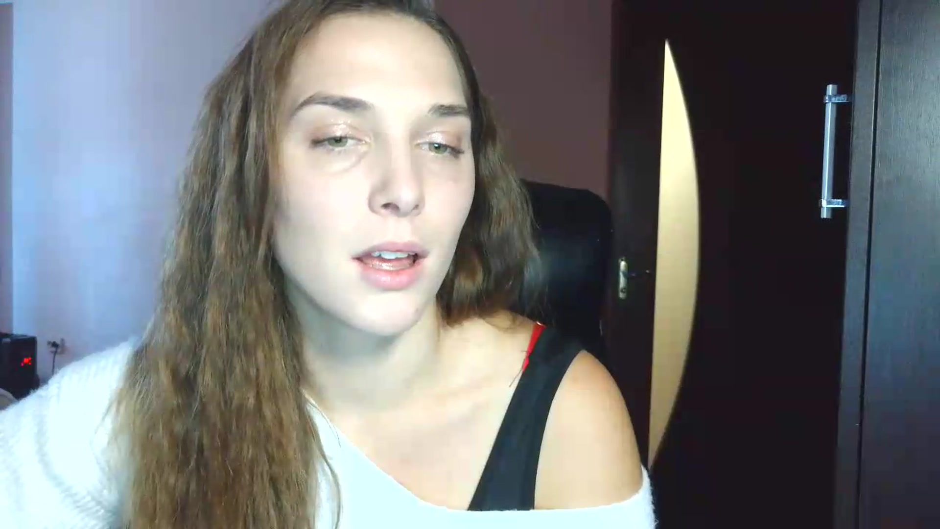 Gallery image thumbnail from NayaFrost's myfreecams stream on, 09/28/2026, 14:25 image 18 of 20