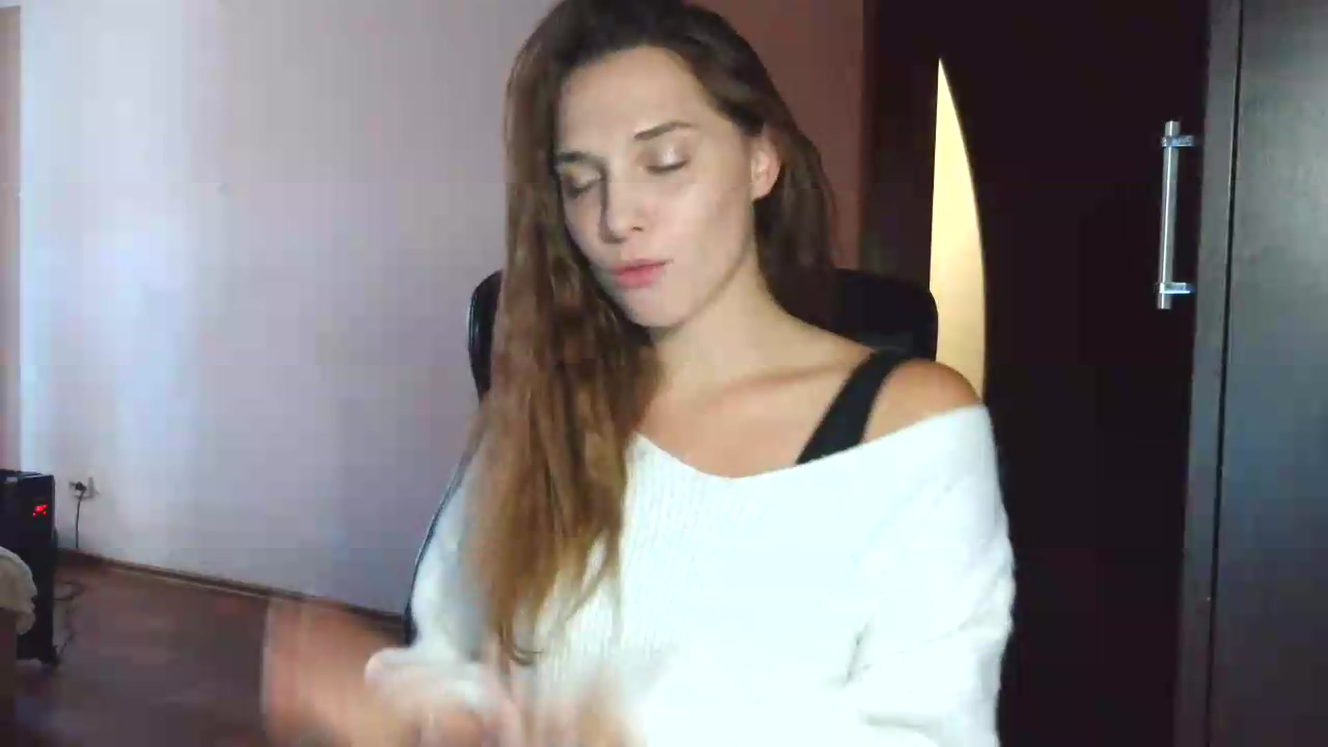 Gallery image thumbnail from NayaFrost's myfreecams stream on, 09/28/2026, 14:25 image 8 of 20