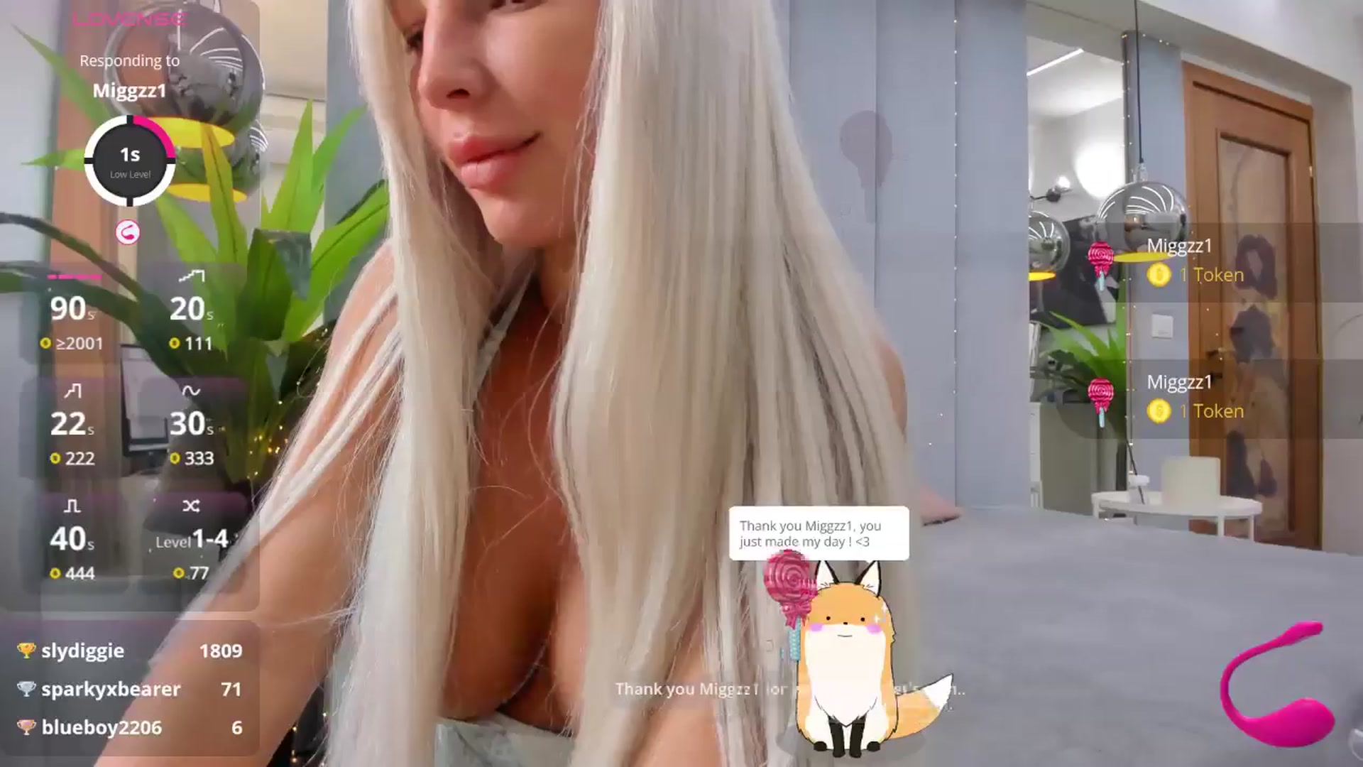 Gallery image thumbnail from NayraDream's myfreecams stream on, 06/27/2025, 12:17 image 4 of 20