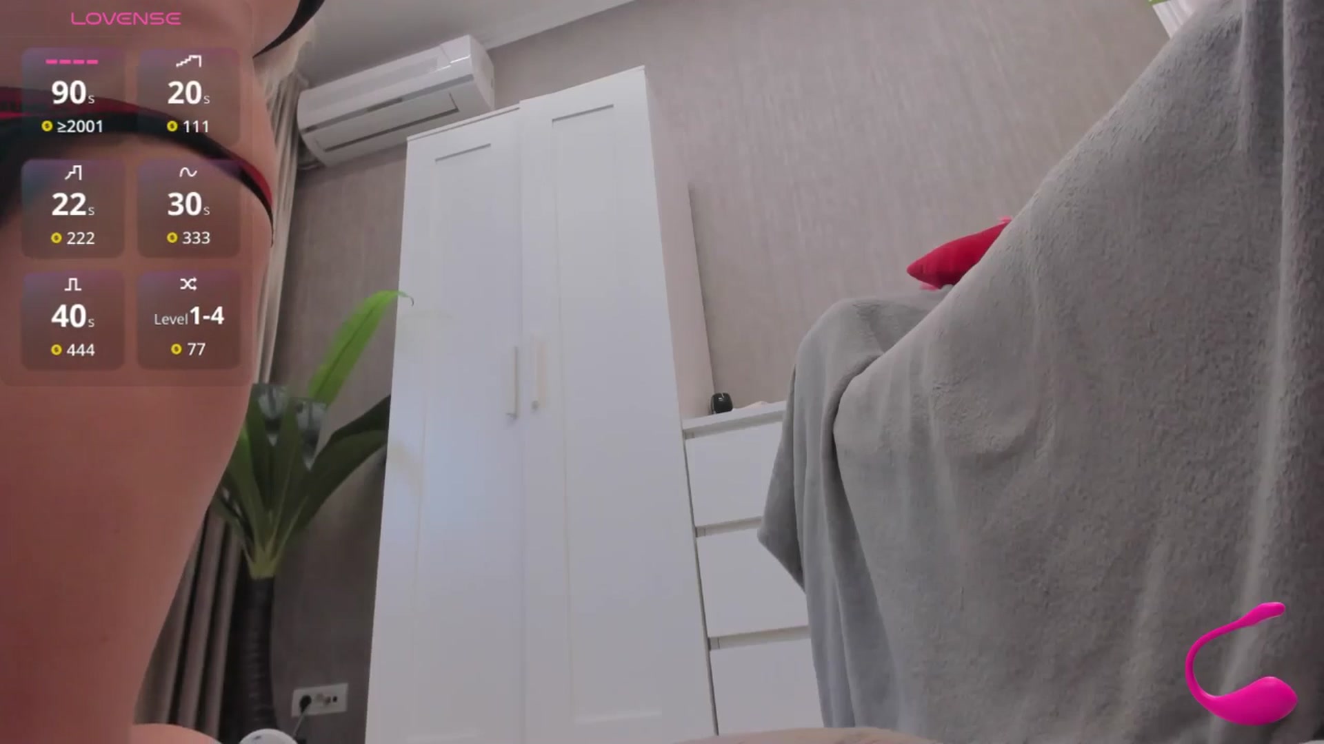 Gallery image thumbnail from NayraDream's myfreecams stream on, 03/03/2026, 12:13 image 12 of 20