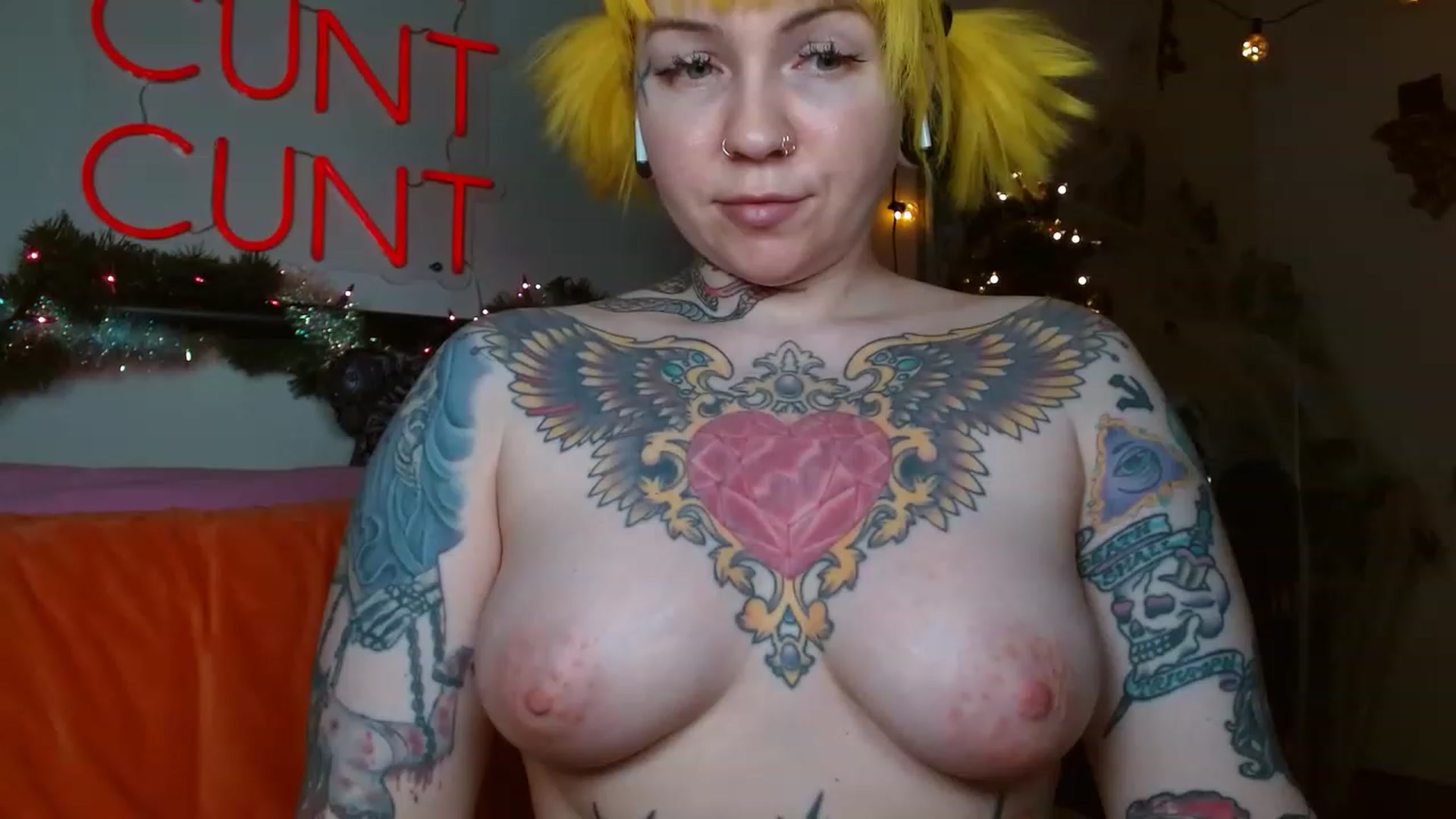 Gallery image thumbnail from NecroNicki's myfreecams stream on, 11/28/2022, 01:47 image 4 of 20