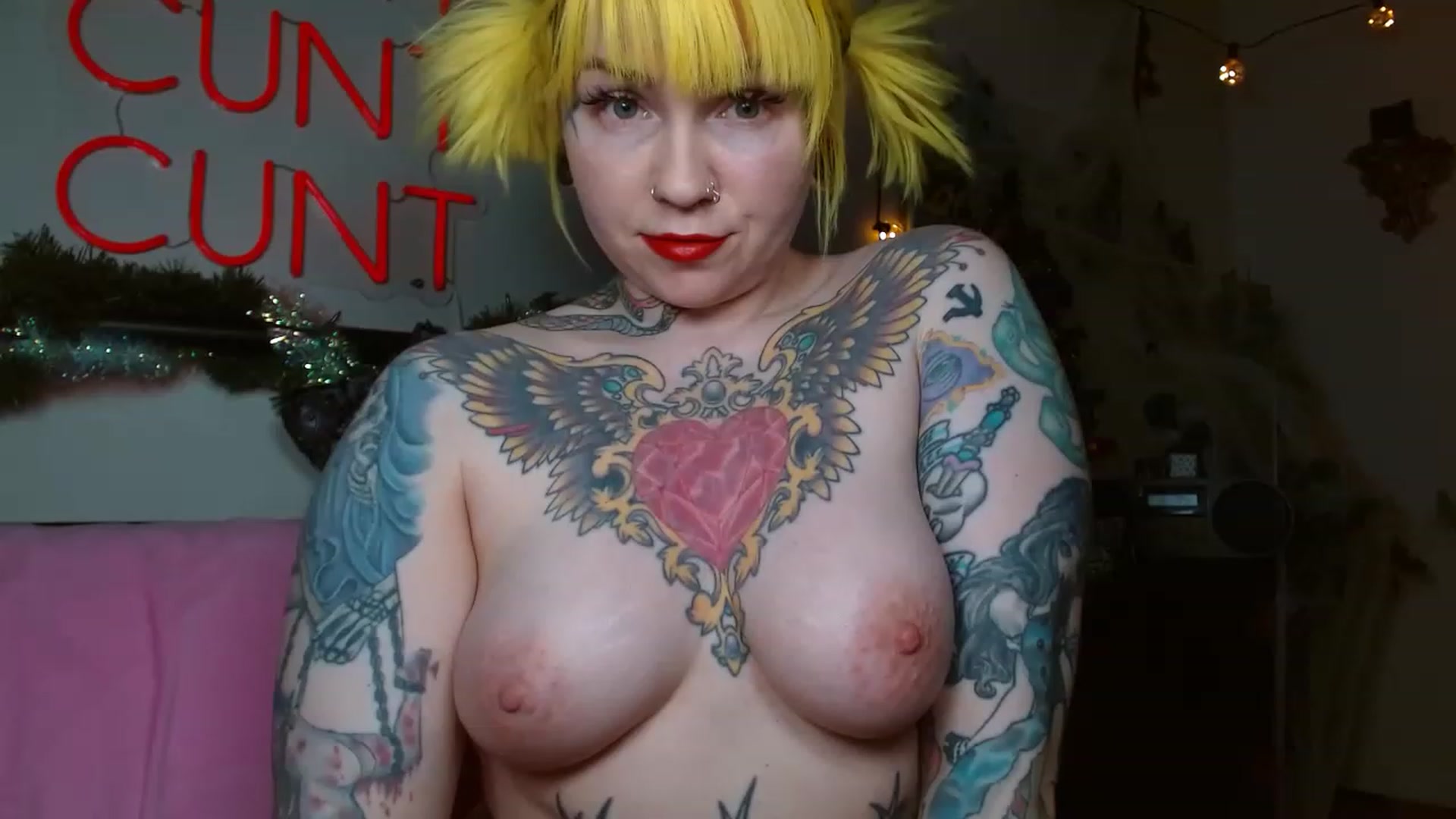 Gallery image thumbnail from NecroNicki's myfreecams stream on, 12/13/2022, 04:21 image 19 of 20