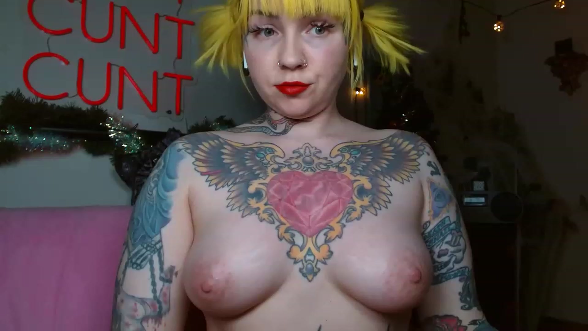 Gallery image thumbnail from NecroNicki's myfreecams stream on, 12/13/2022, 05:21 image 14 of 20