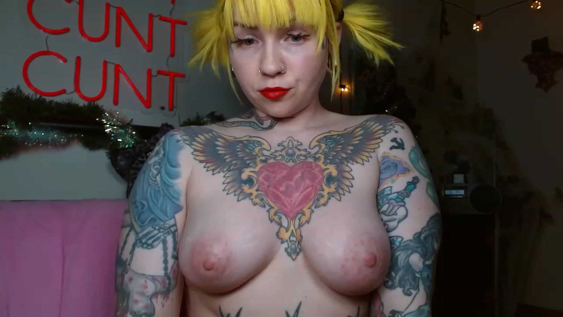 Gallery image thumbnail from NecroNicki's myfreecams stream on, 12/13/2022, 05:21 image 11 of 20