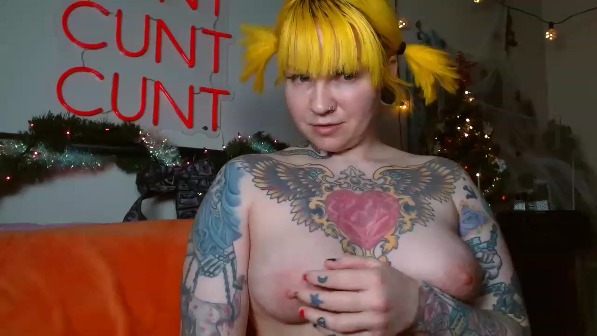 Gallery image thumbnail from NecroNicki's myfreecams stream on, 12/26/2022, 06:22 image 8 of 20