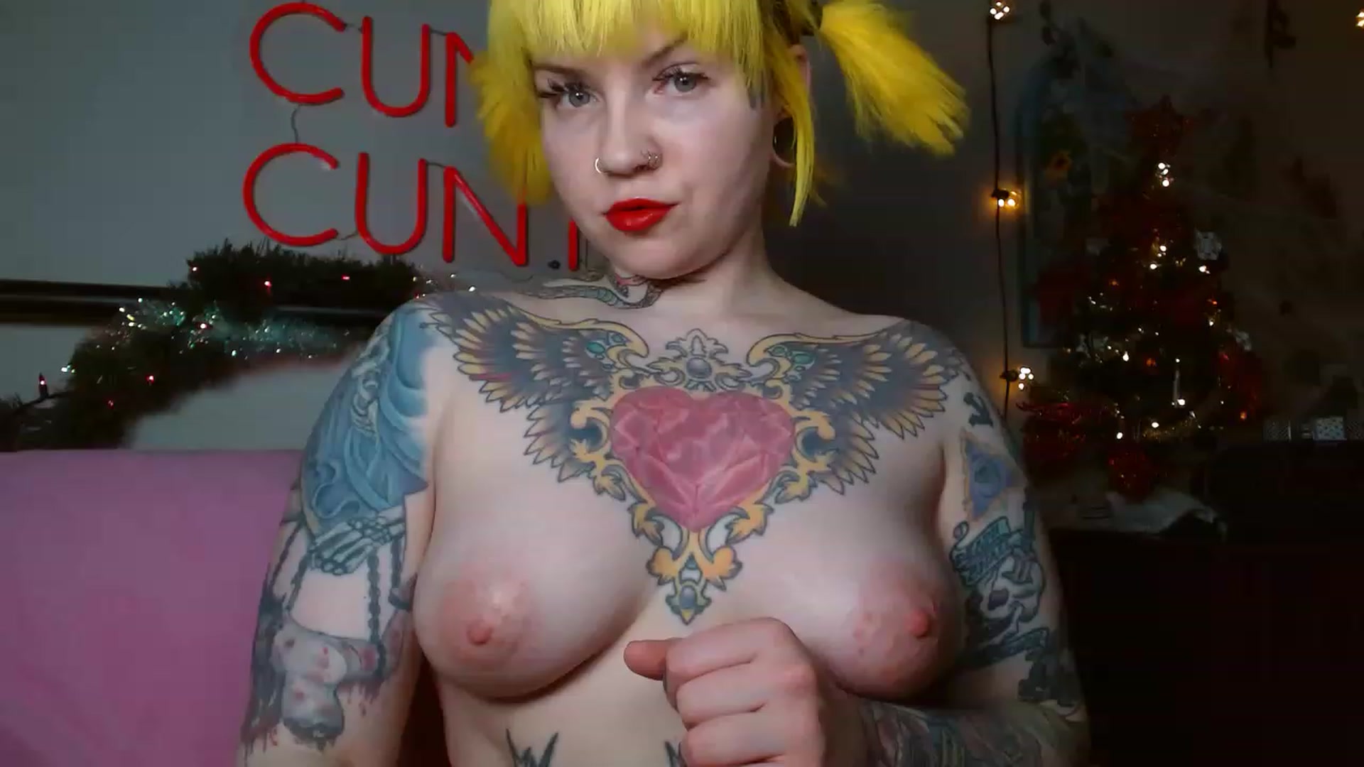 Gallery image thumbnail from NecroNicki's myfreecams stream on, 12/28/2022, 08:02 image 2 of 20
