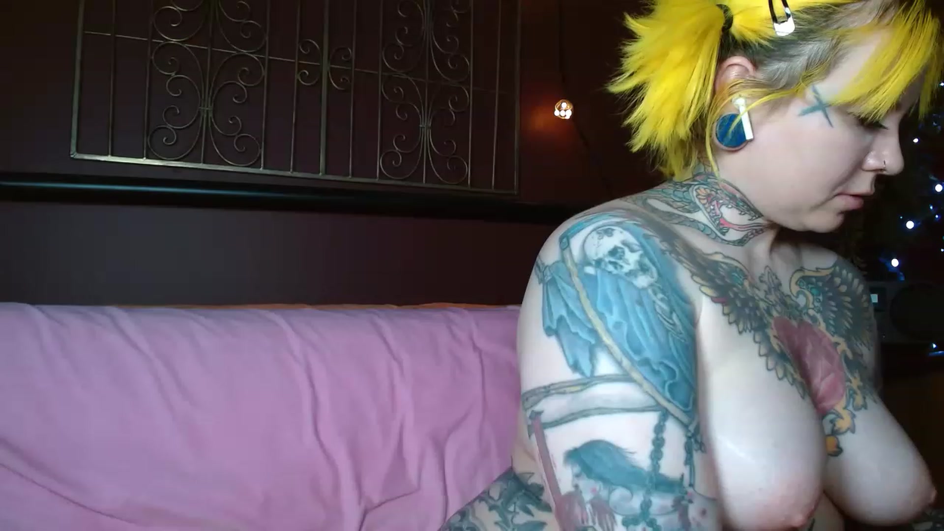 Gallery image thumbnail from NecroNicki's myfreecams stream on, 01/26/2023, 09:10 image 20 of 20