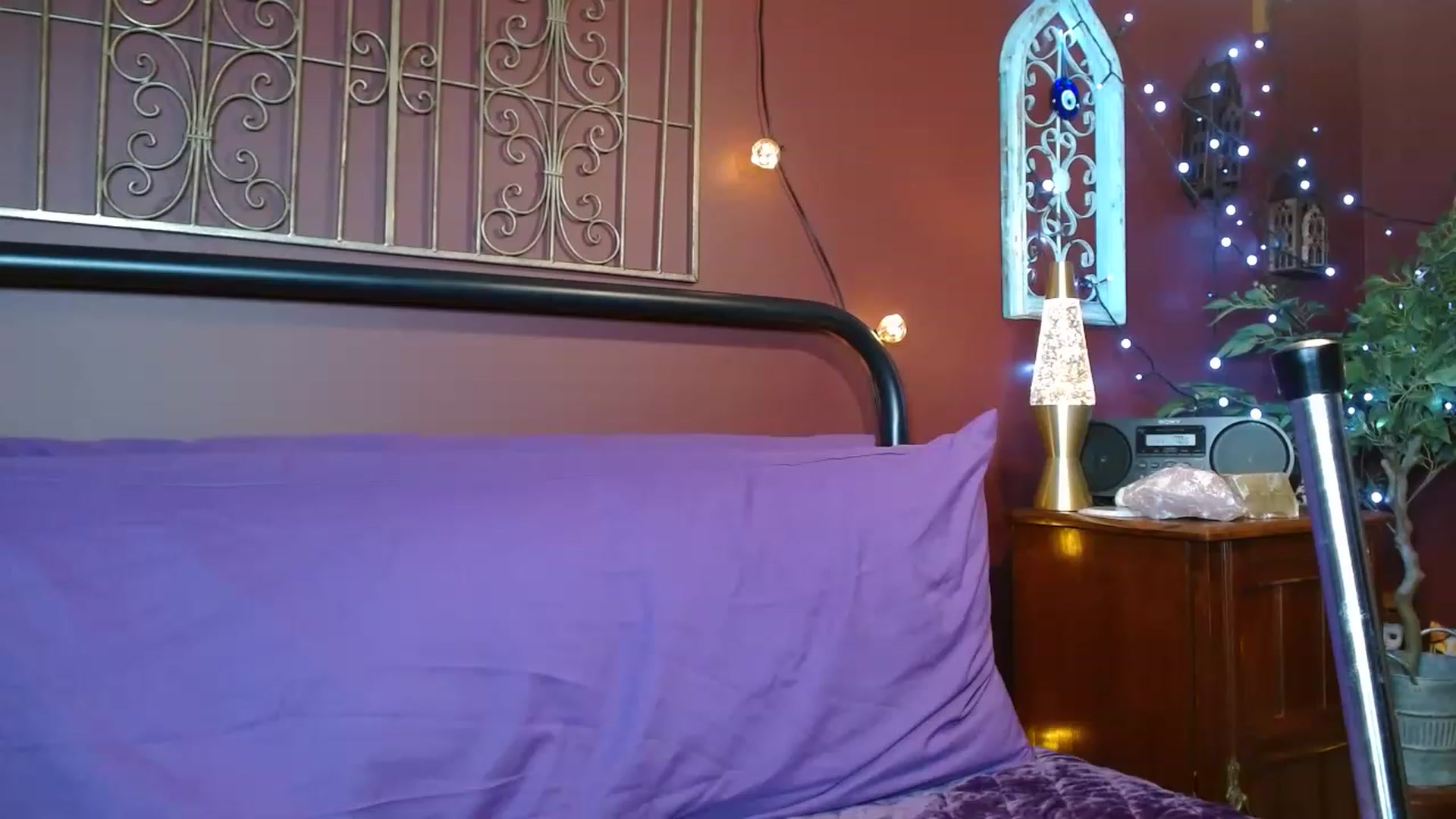 Gallery image thumbnail from NecroNicki's myfreecams stream on, 03/15/2023, 09:08 image 12 of 20