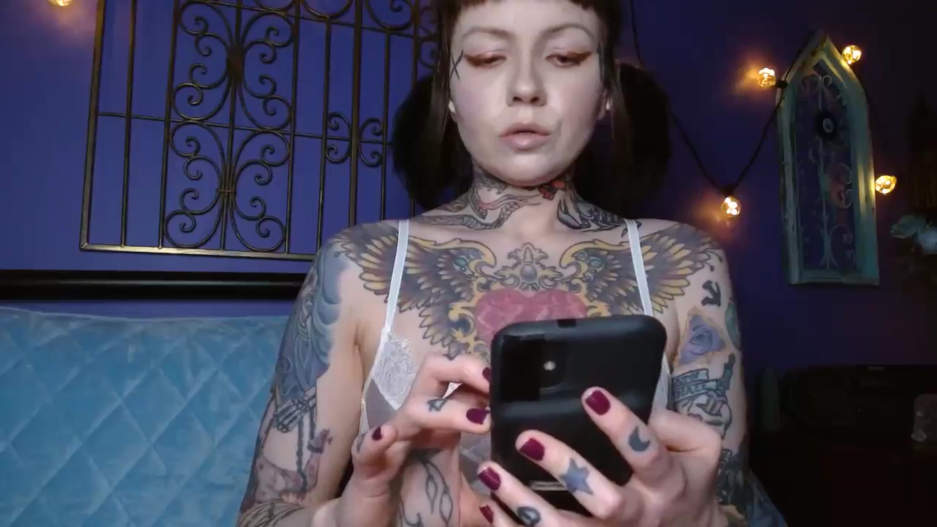 Gallery image thumbnail from NecroNicki's myfreecams stream on, 07/19/2024, 08:27 image 20 of 20