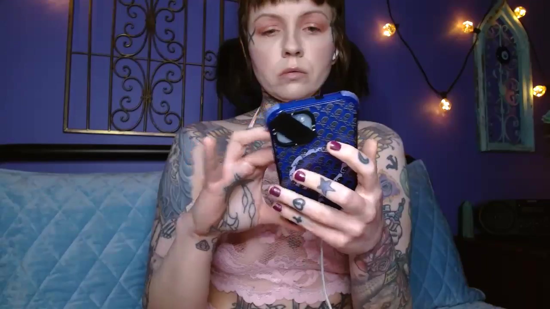Gallery image thumbnail from NecroNicki's myfreecams stream on, 07/24/2024, 09:03 image 10 of 20