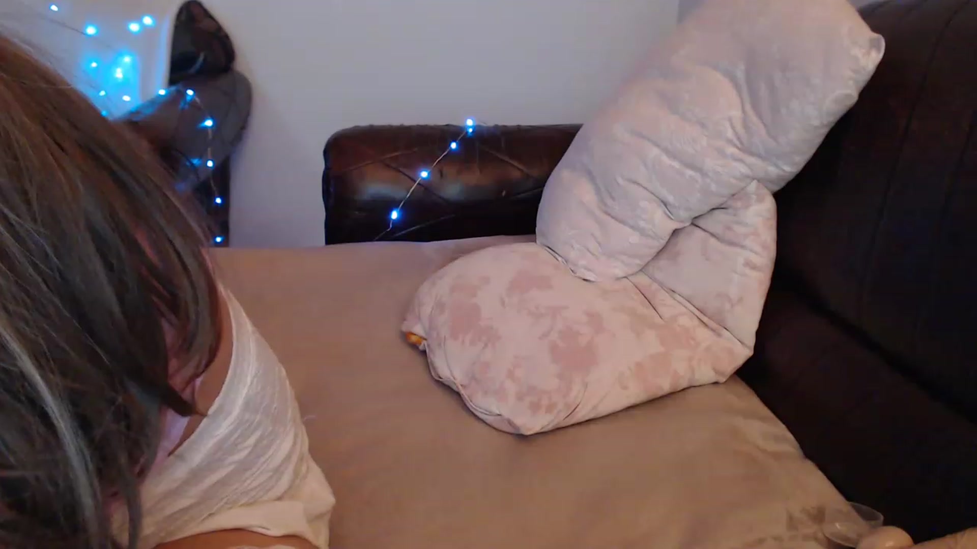 Gallery image thumbnail from Nefertitties's myfreecams stream on, 02/20/2023, 21:35 image 6 of 20