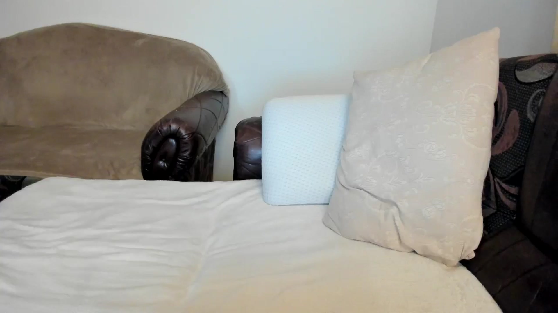 Gallery image thumbnail from Nefertitties's myfreecams stream on, 05/18/2024, 19:27 image 14 of 20