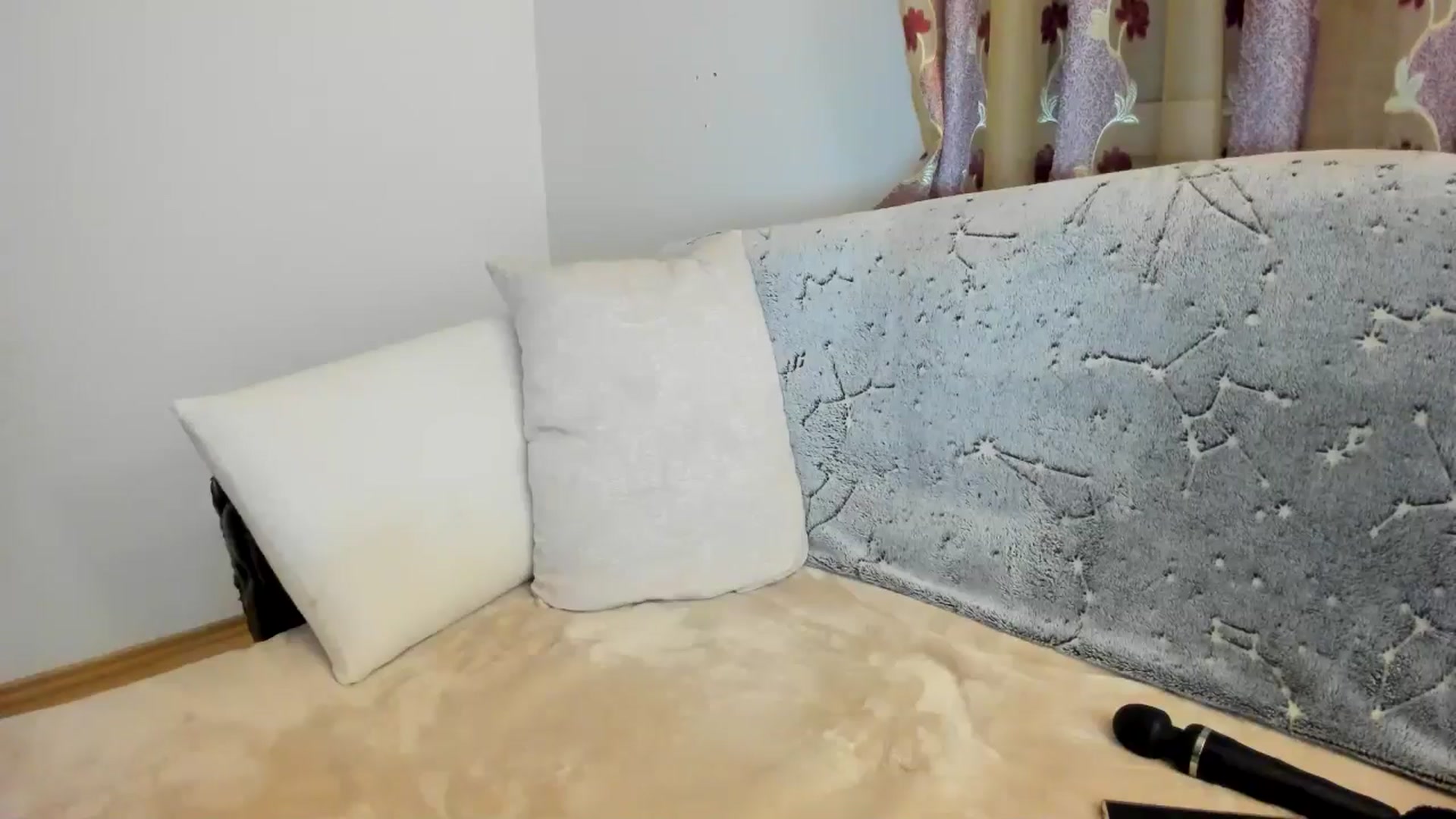 Gallery image thumbnail from Nefertitties's myfreecams stream on, 11/29/2024, 18:32 image 5 of 20