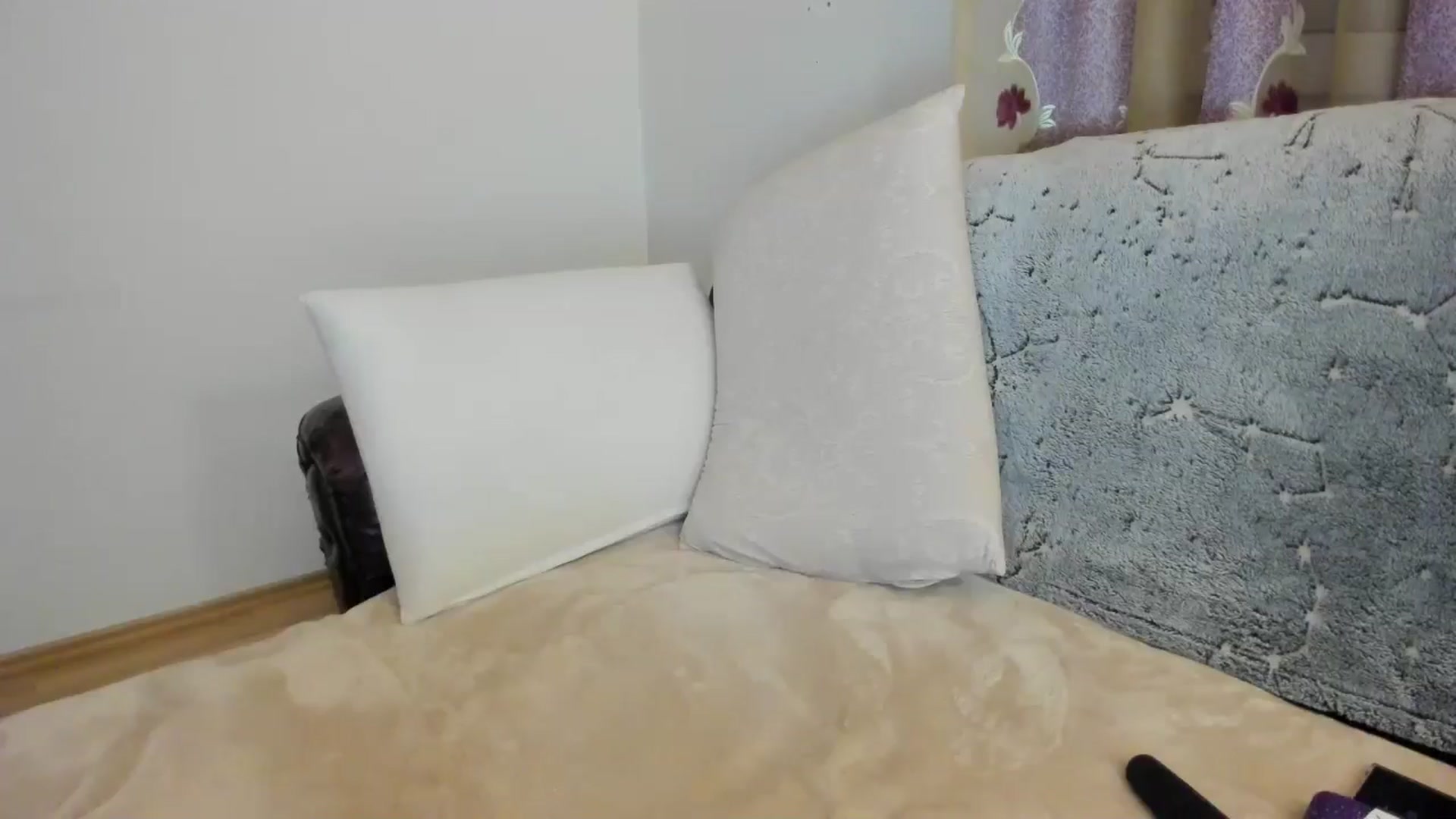 Gallery image thumbnail from Nefertitties's myfreecams stream on, 12/18/2024, 19:34 image 4 of 20