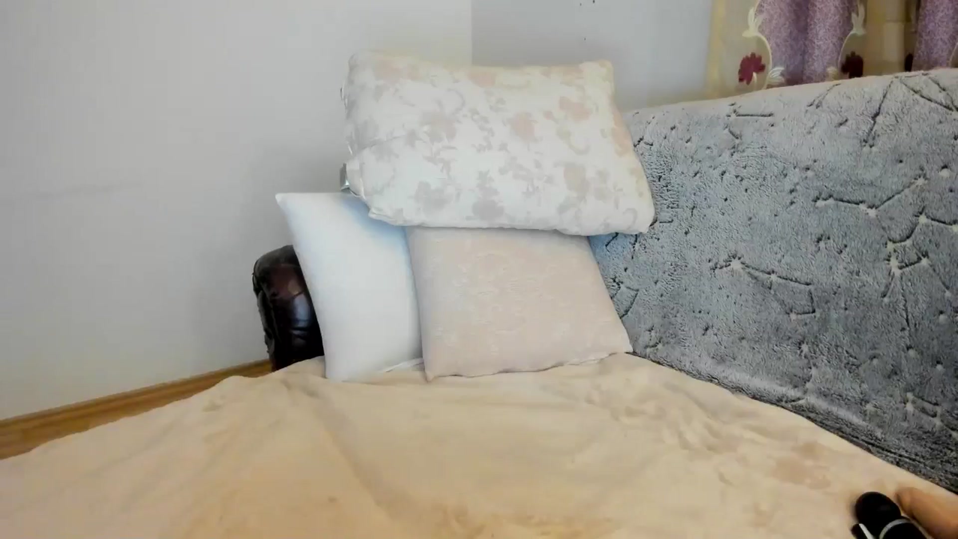 Gallery image thumbnail from Nefertitties's myfreecams stream on, 12/26/2024, 20:35 image 20 of 20