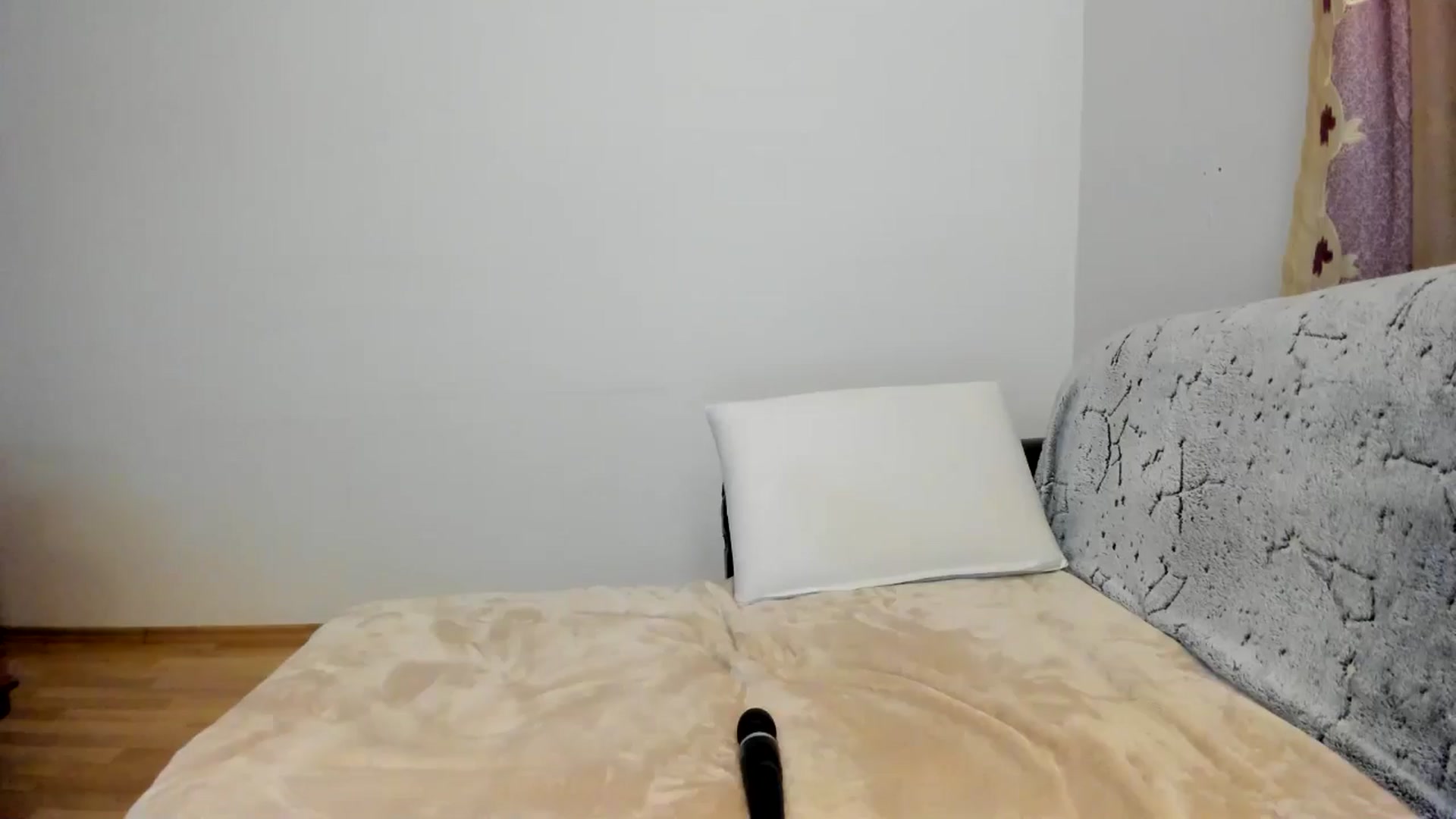Gallery image thumbnail from Nefertitties's myfreecams stream on, 01/02/2025, 17:20 image 7 of 20