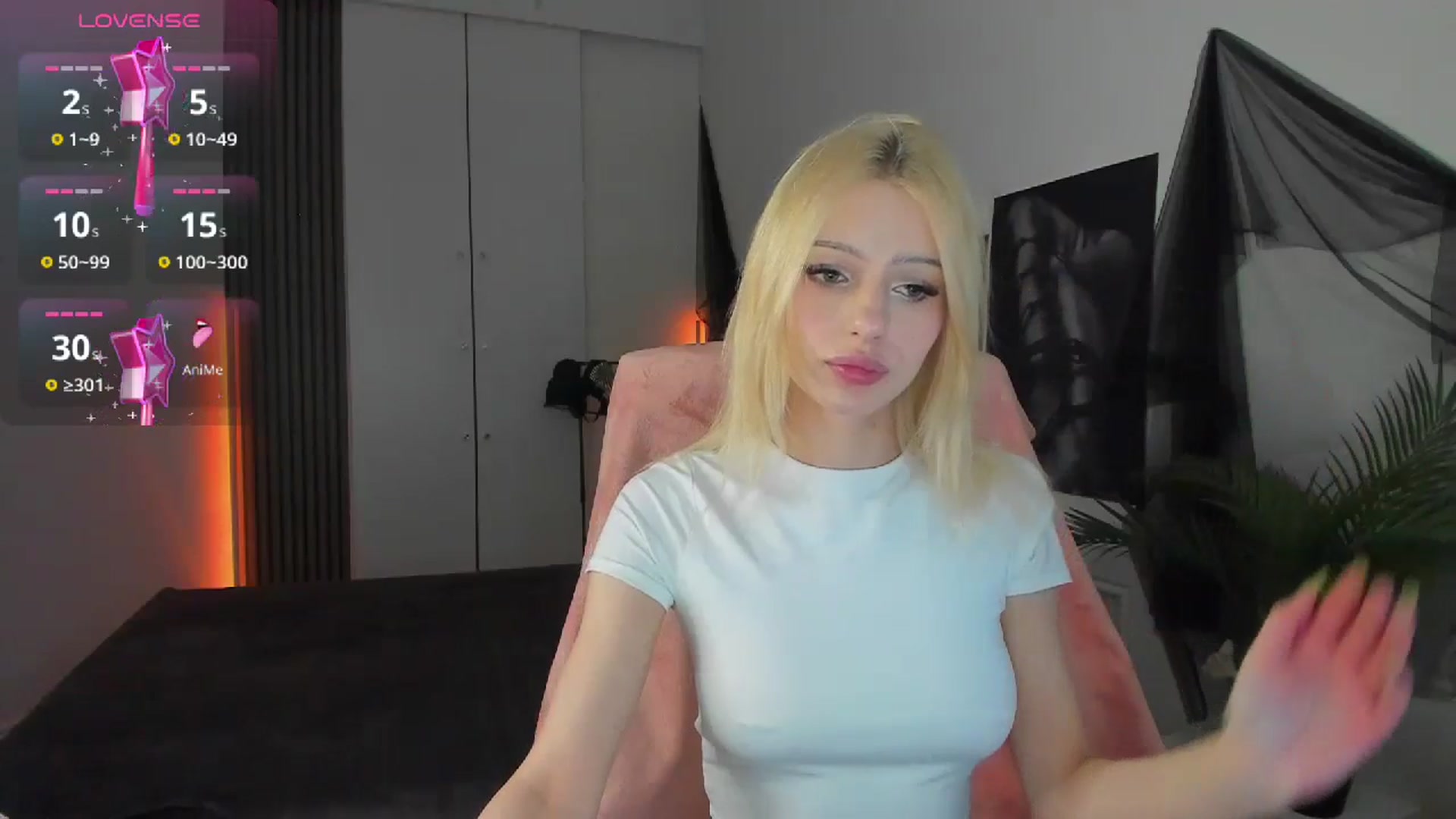 Gallery image thumbnail from NekoWhite's myfreecams stream on, 04/12/2026, 16:54 image 6 of 20