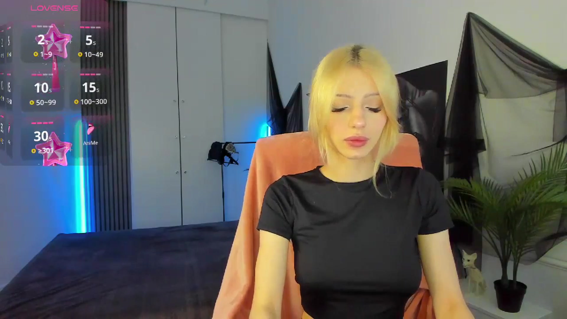 Gallery image thumbnail from NekoWhite's myfreecams stream on, 04/13/2026, 08:27 image 10 of 20