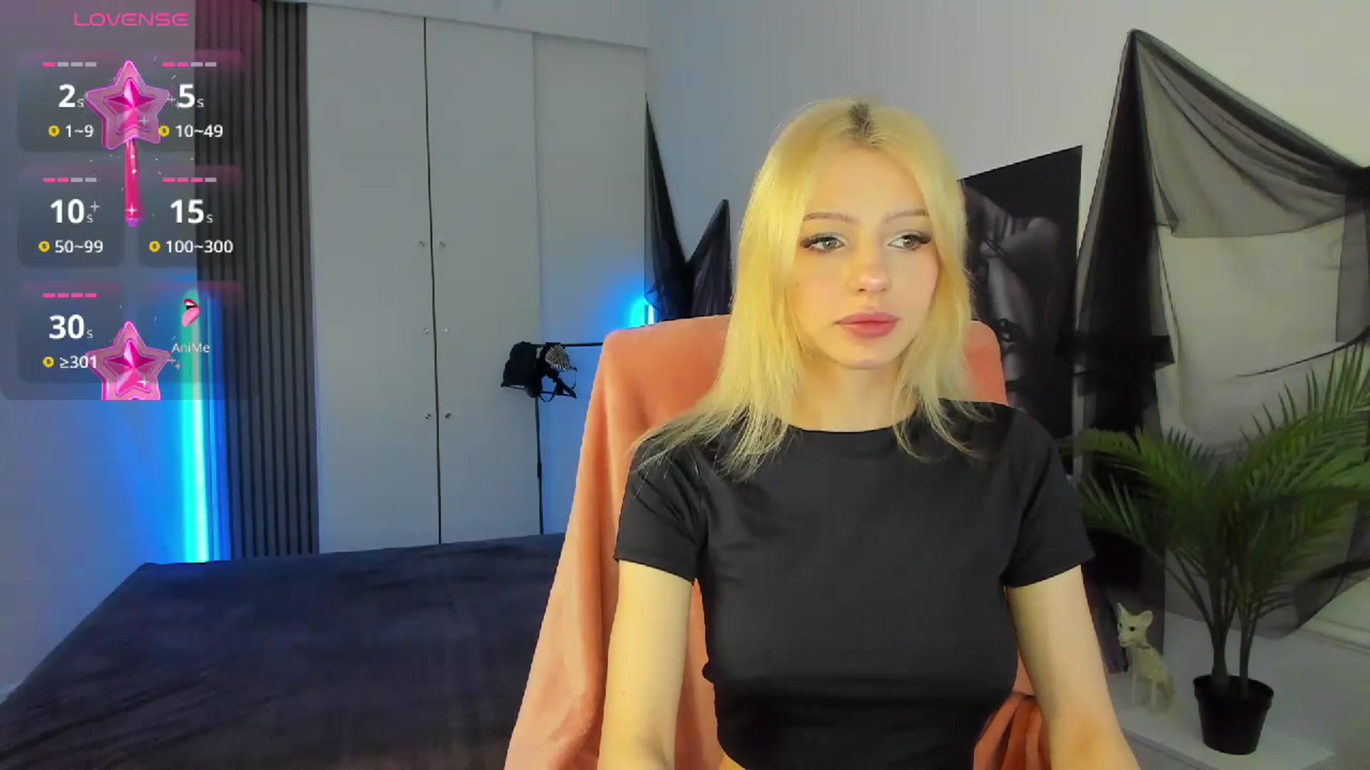 Gallery image thumbnail from NekoWhite's myfreecams stream on, 04/13/2026, 08:27 image 6 of 20