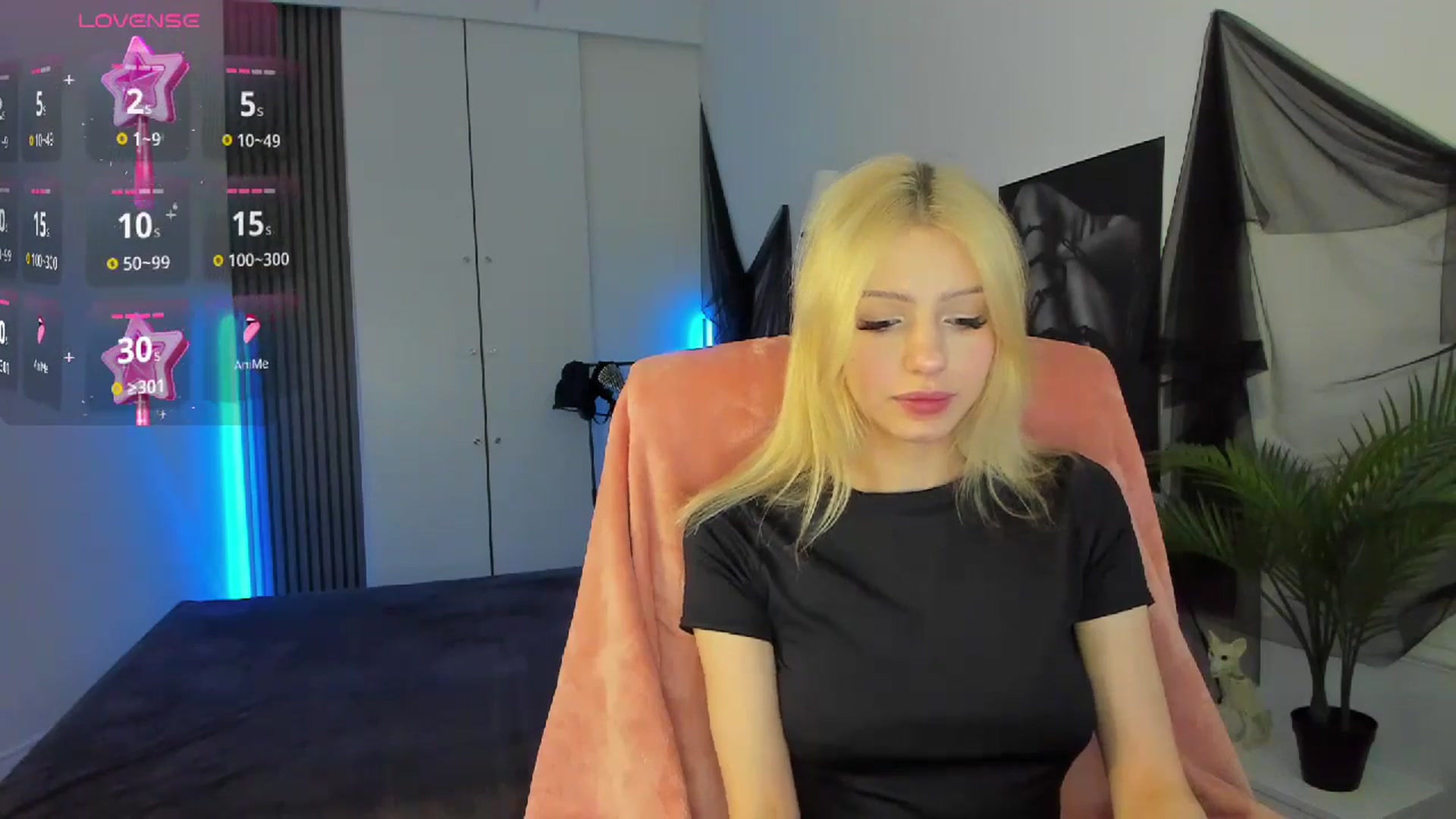 Gallery image thumbnail from NekoWhite's myfreecams stream on, 04/13/2026, 10:54 image 13 of 20