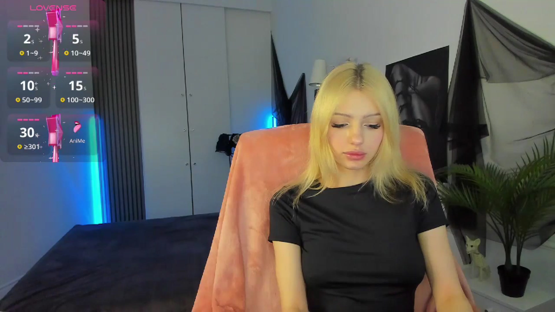 Gallery image thumbnail from NekoWhite's myfreecams stream on, 04/13/2026, 12:22 image 12 of 20