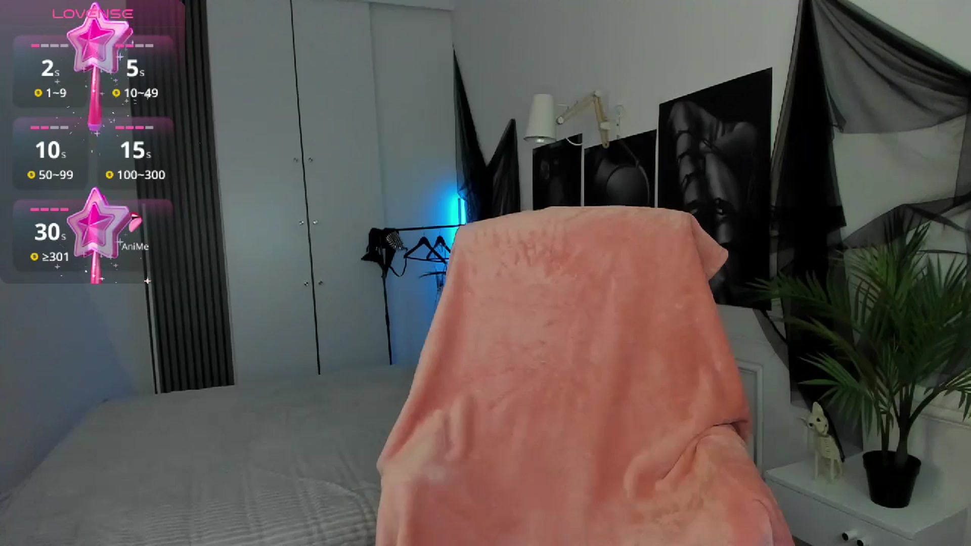 Gallery image thumbnail from NekoWhite's myfreecams stream on, 04/20/2026, 10:55 image 18 of 20