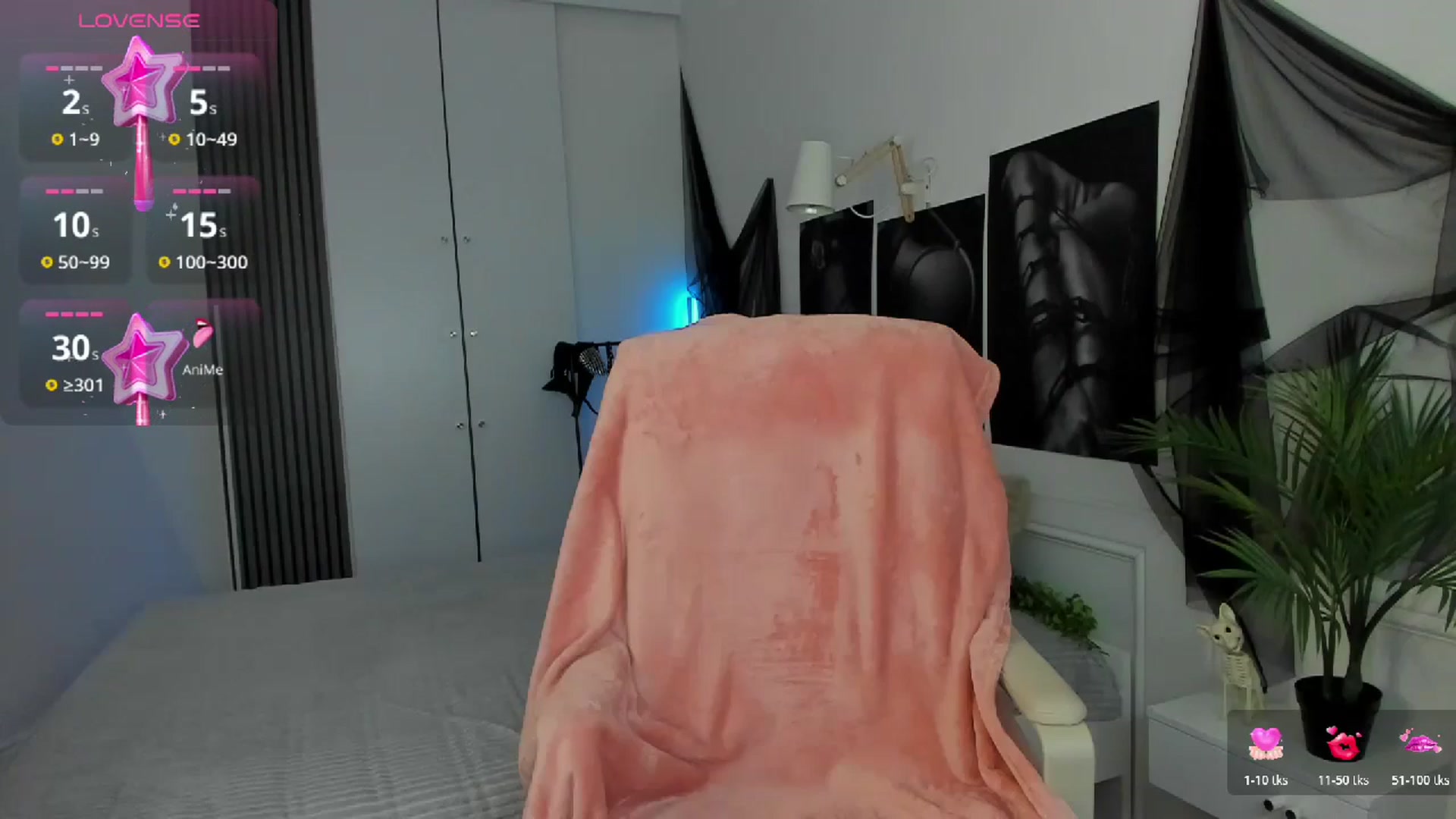 Gallery image thumbnail from NekoWhite's myfreecams stream on, 04/20/2026, 10:55 image 17 of 20