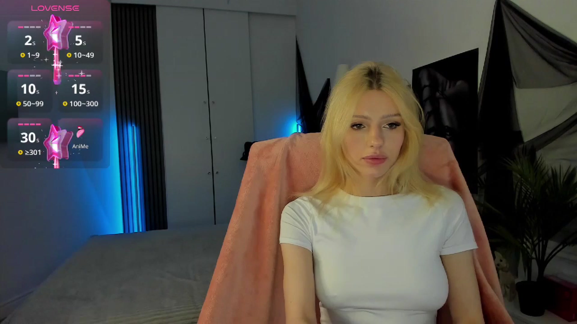 Gallery image thumbnail from NekoWhite's myfreecams stream on, 04/21/2026, 10:36 image 14 of 20