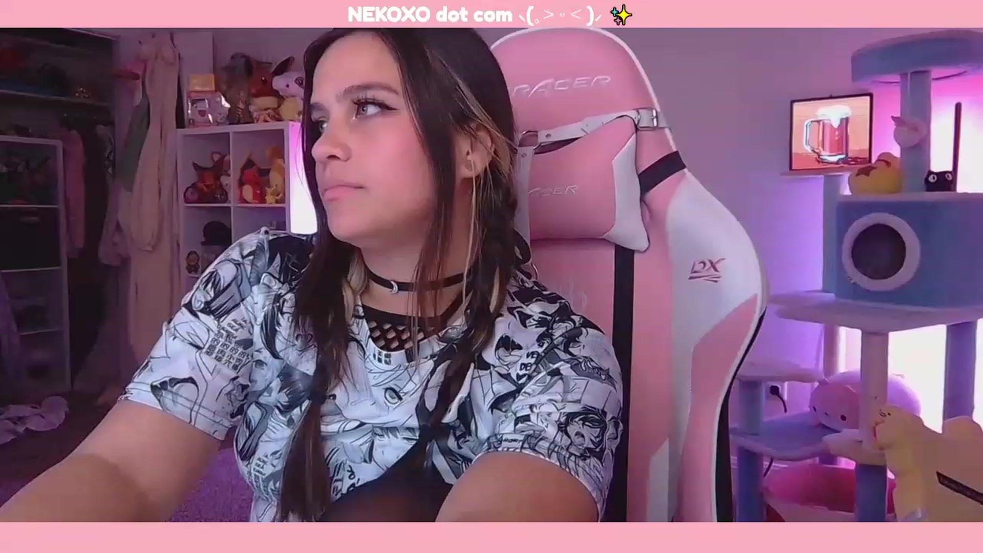 Gallery image thumbnail from Nekobeanxo's myfreecams stream on, 11/22/2022, 03:22 image 4 of 20