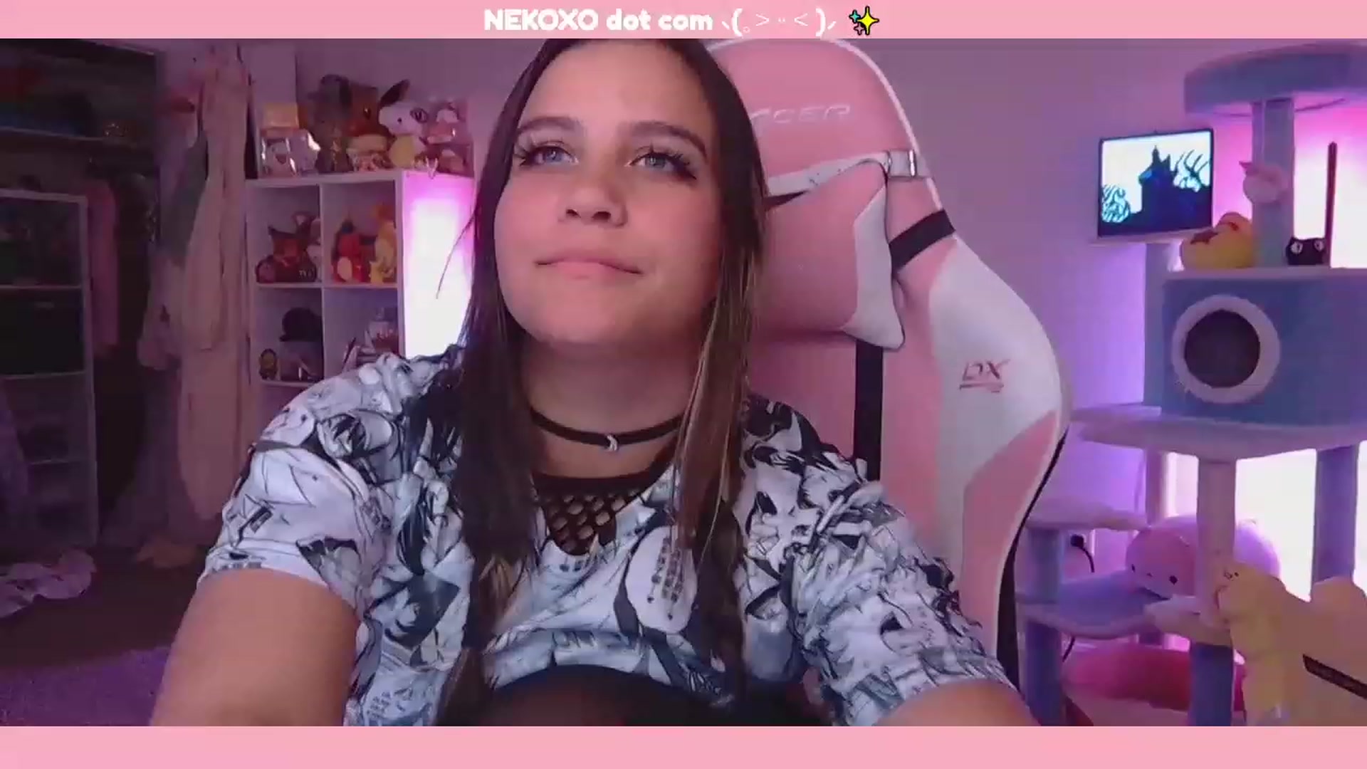 Gallery image thumbnail from Nekobeanxo's myfreecams stream on, 11/22/2022, 03:22 image 5 of 20