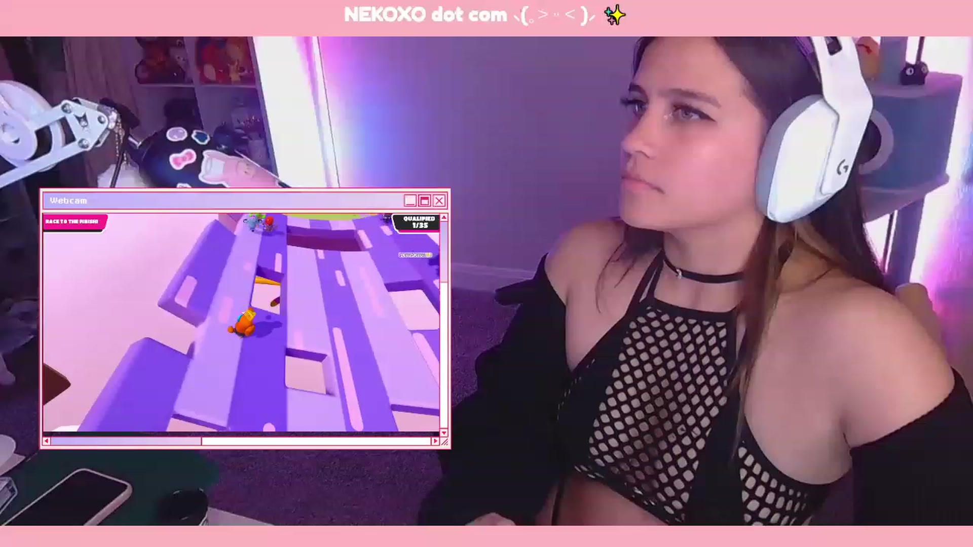 Gallery image thumbnail from Nekobeanxo's myfreecams stream on, 11/22/2022, 06:49 image 18 of 20