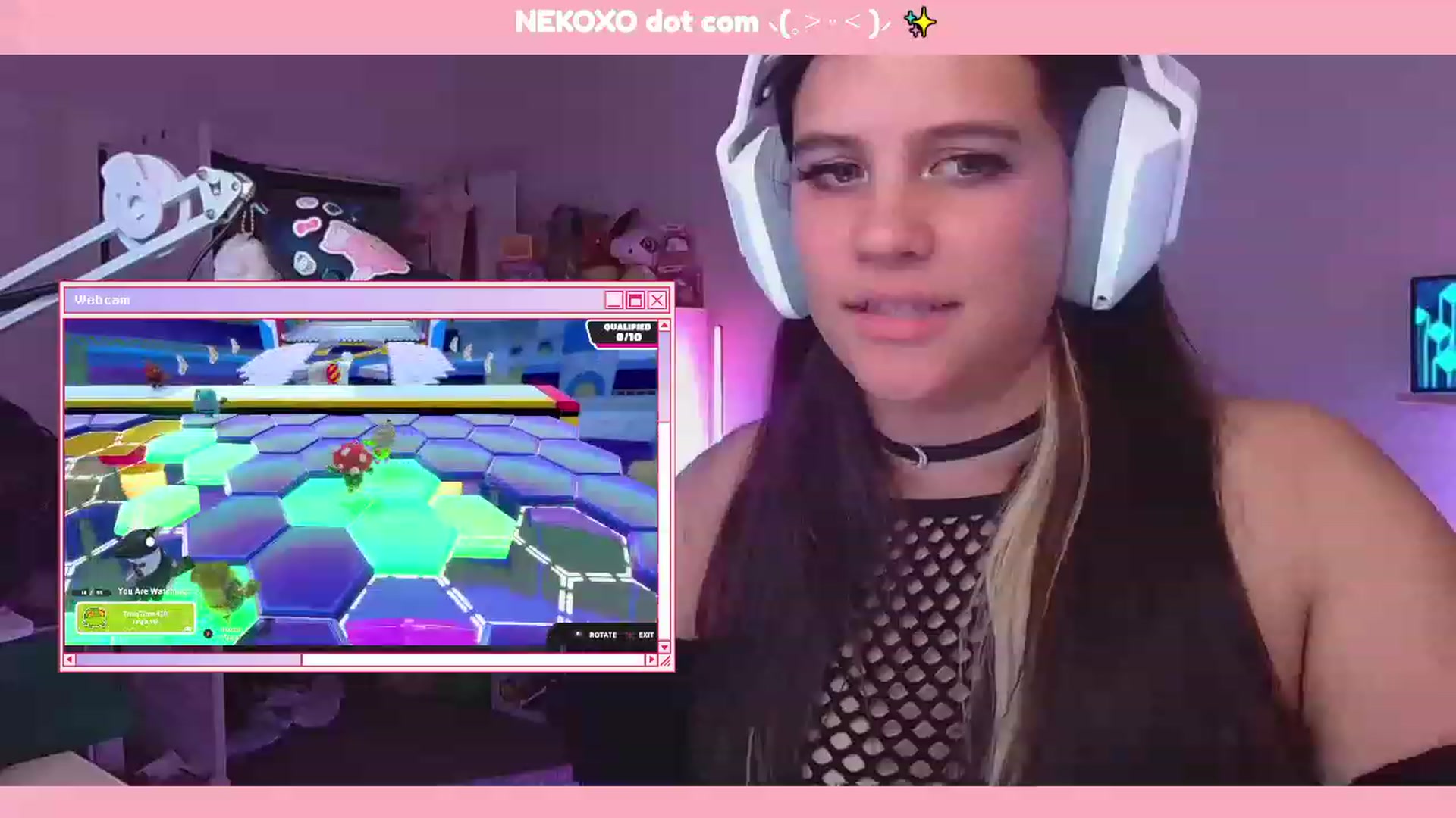Gallery image thumbnail from Nekobeanxo's myfreecams stream on, 11/22/2022, 06:49 image 6 of 20
