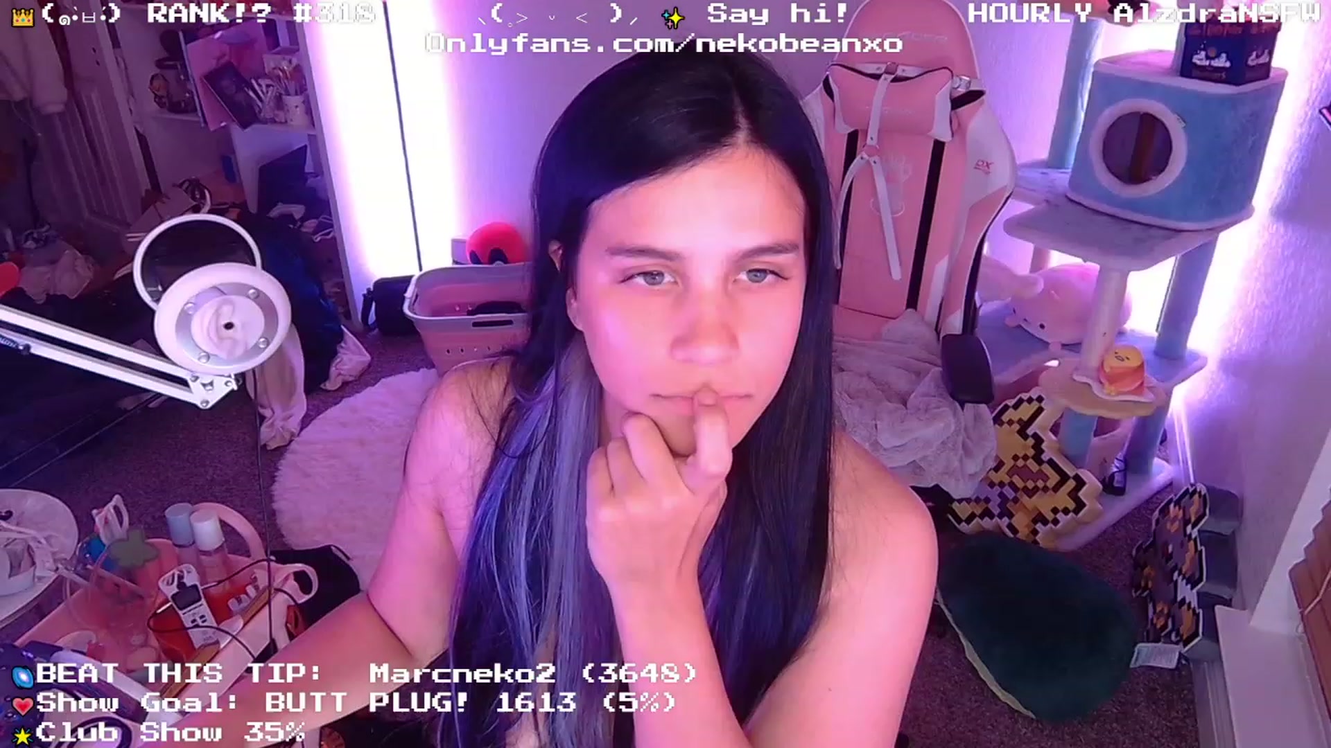 Gallery image thumbnail from Nekobeanxo's myfreecams stream on, 05/11/2023, 07:40 image 1 of 20