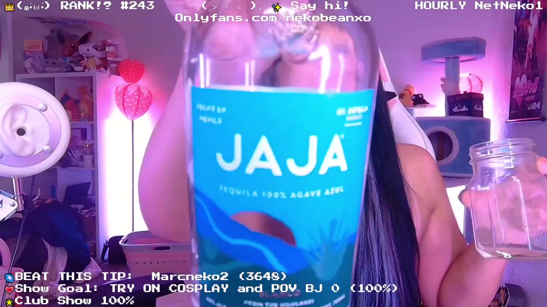 Gallery image thumbnail from Nekobeanxo's myfreecams stream on, 05/12/2023, 07:43 image 13 of 20