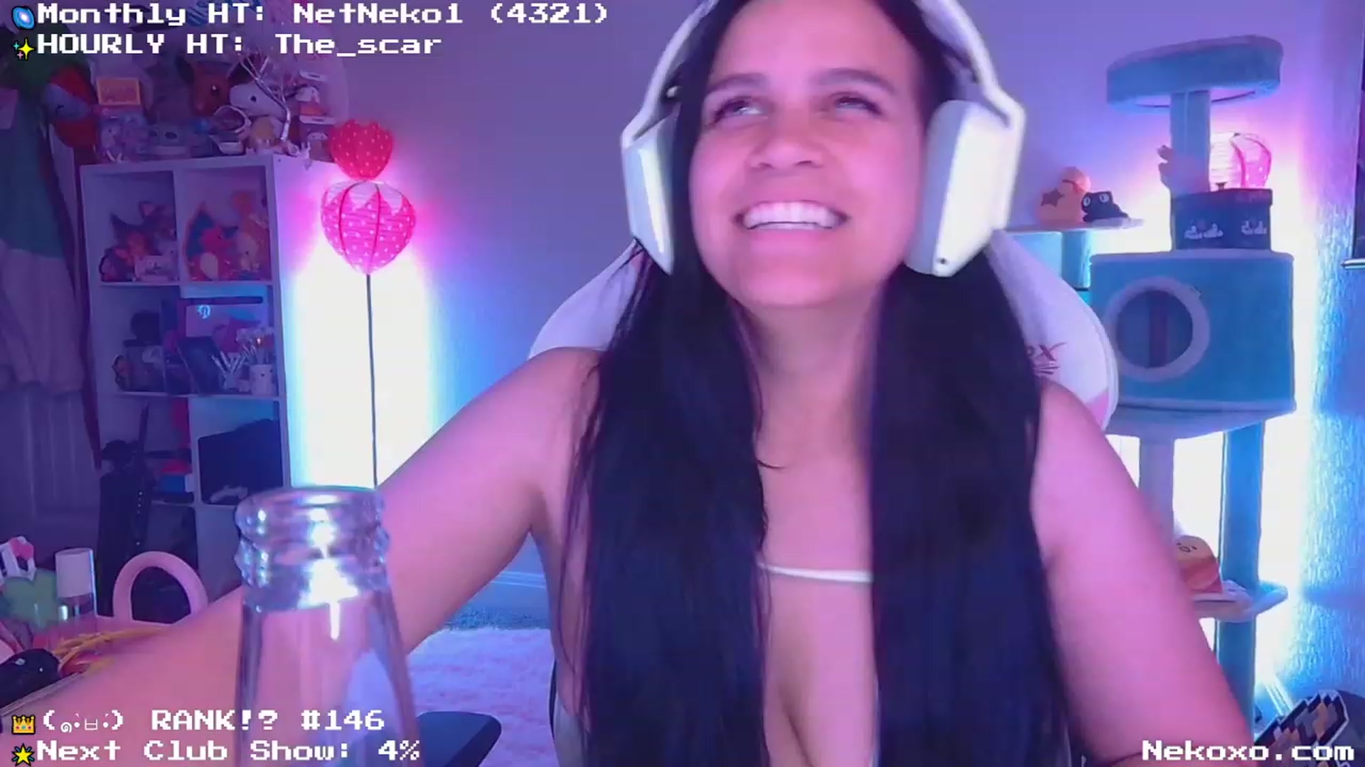 Gallery image thumbnail from Nekobeanxo's myfreecams stream on, 06/02/2023, 03:40 image 11 of 20