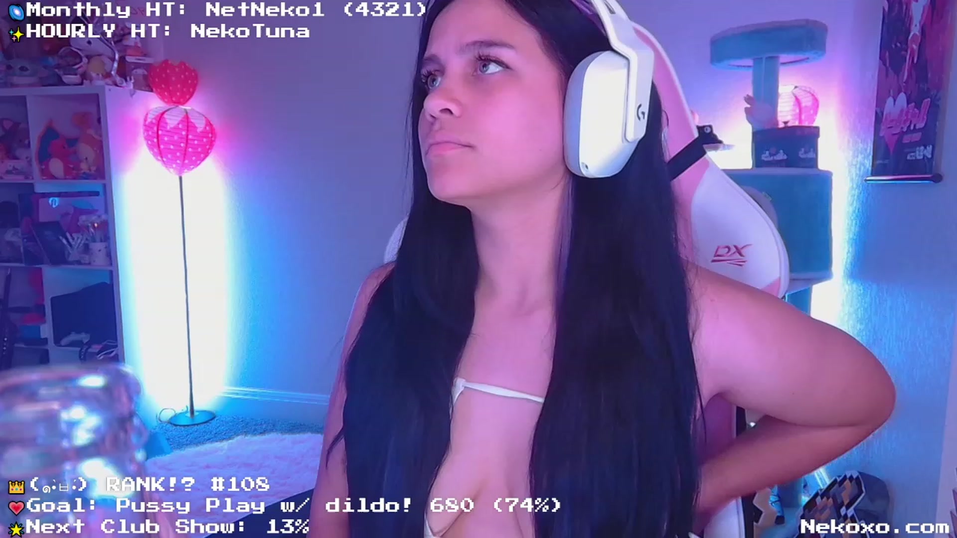 Gallery image thumbnail from Nekobeanxo's myfreecams stream on, 06/02/2023, 06:26 image 18 of 20