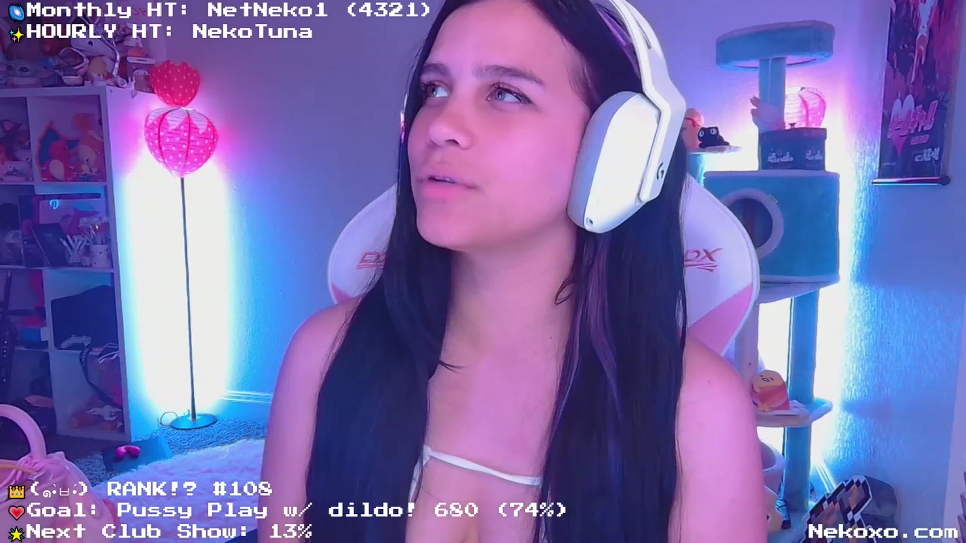 Gallery image thumbnail from Nekobeanxo's myfreecams stream on, 06/02/2023, 06:26 image 12 of 20