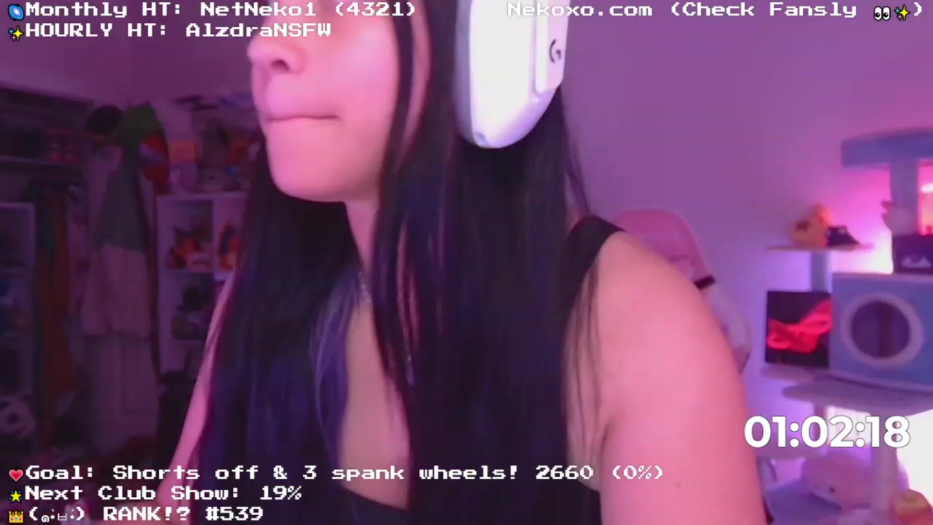 Gallery image thumbnail from Nekobeanxo's myfreecams stream on, 06/05/2023, 03:23 image 11 of 20