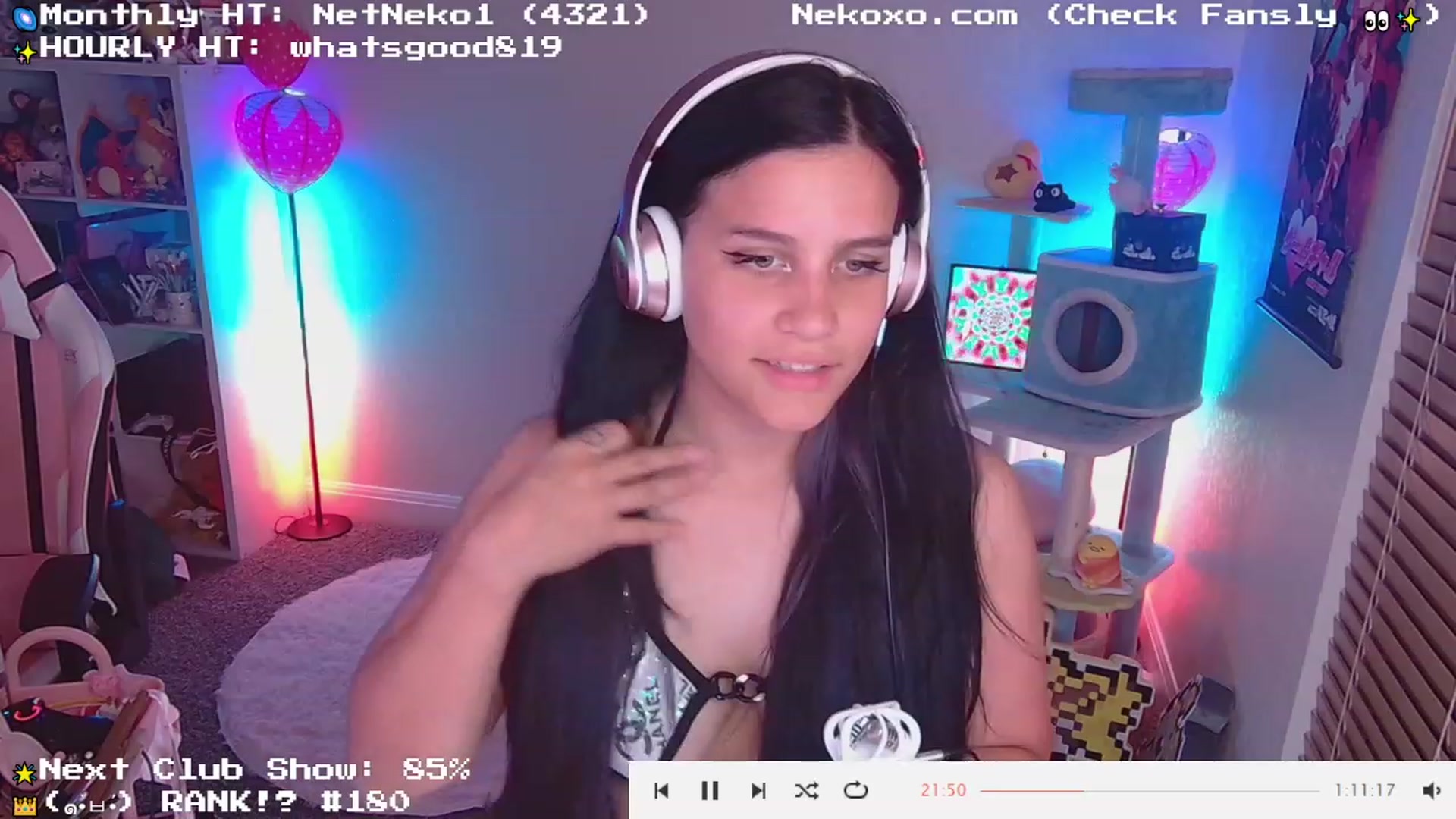 Gallery image thumbnail from Nekobeanxo's myfreecams stream on, 06/08/2023, 07:54 image 11 of 20