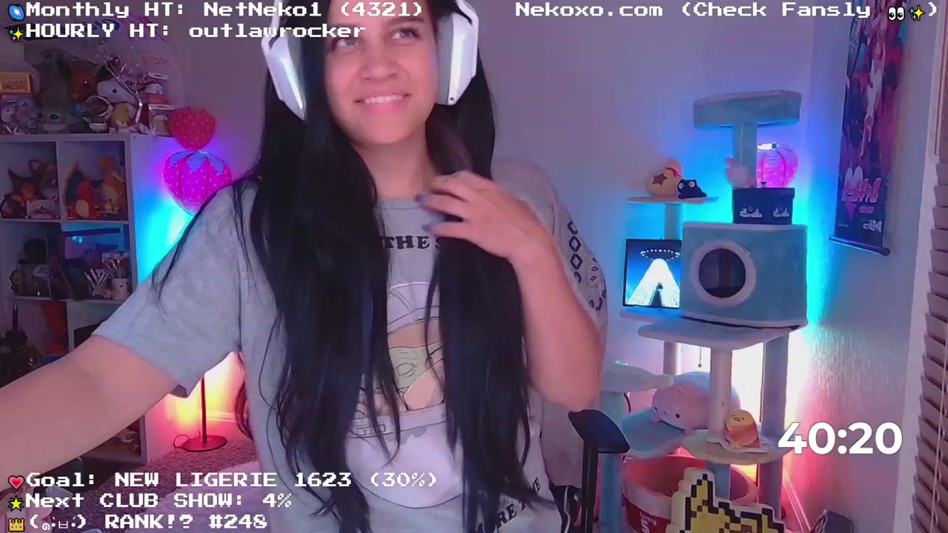 Gallery image thumbnail from Nekobeanxo's myfreecams stream on, 06/12/2023, 04:40 image 14 of 20
