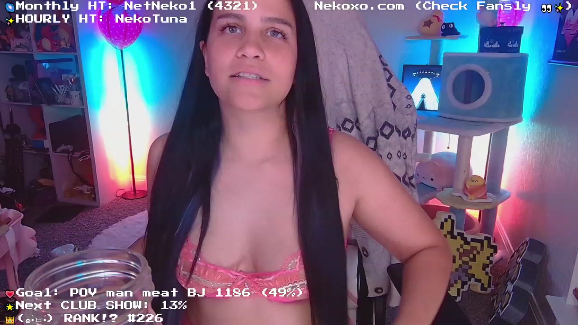 Gallery image thumbnail from Nekobeanxo's myfreecams stream on, 06/12/2023, 06:20 image 19 of 20